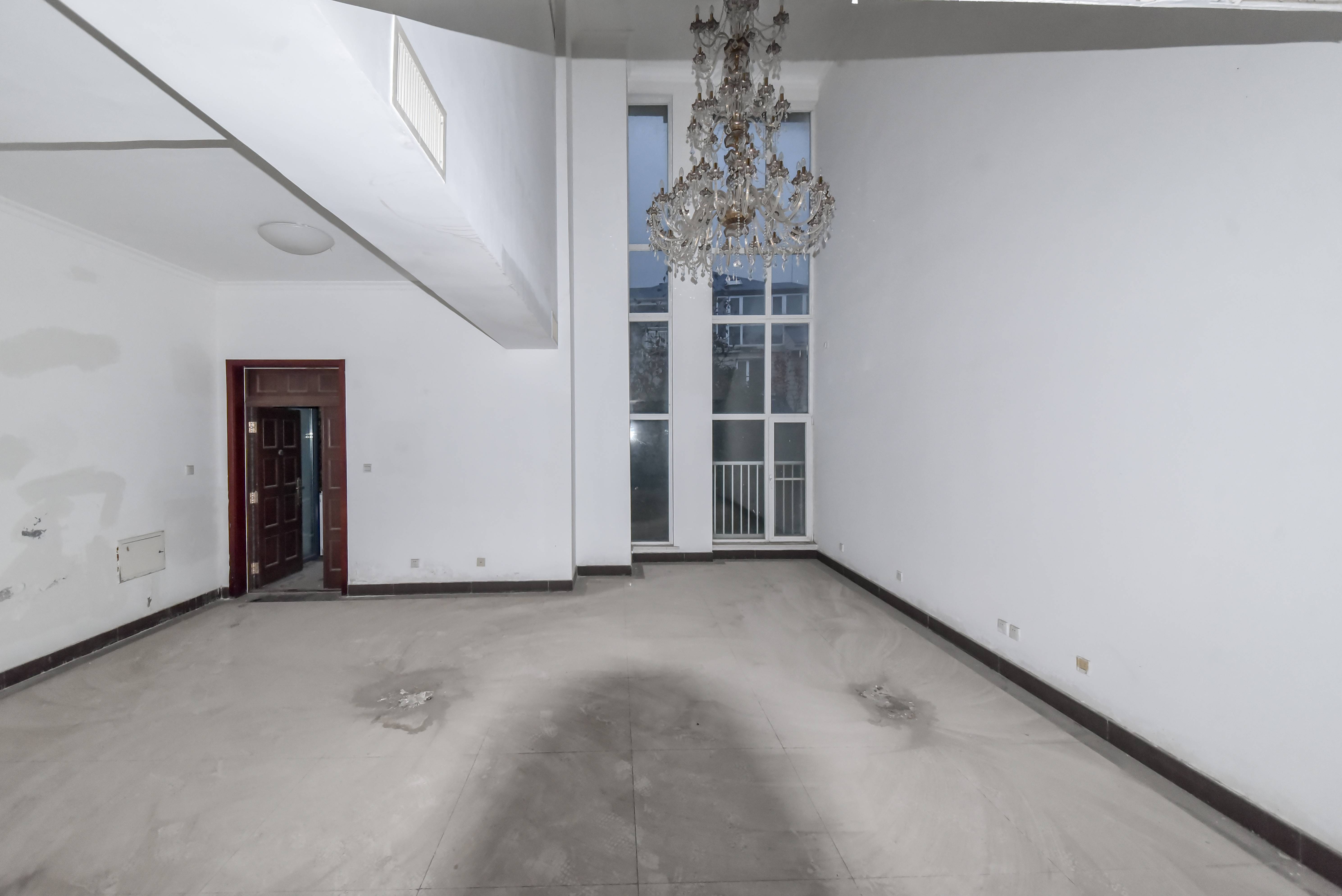  鲁信蟠龙山花园 南北