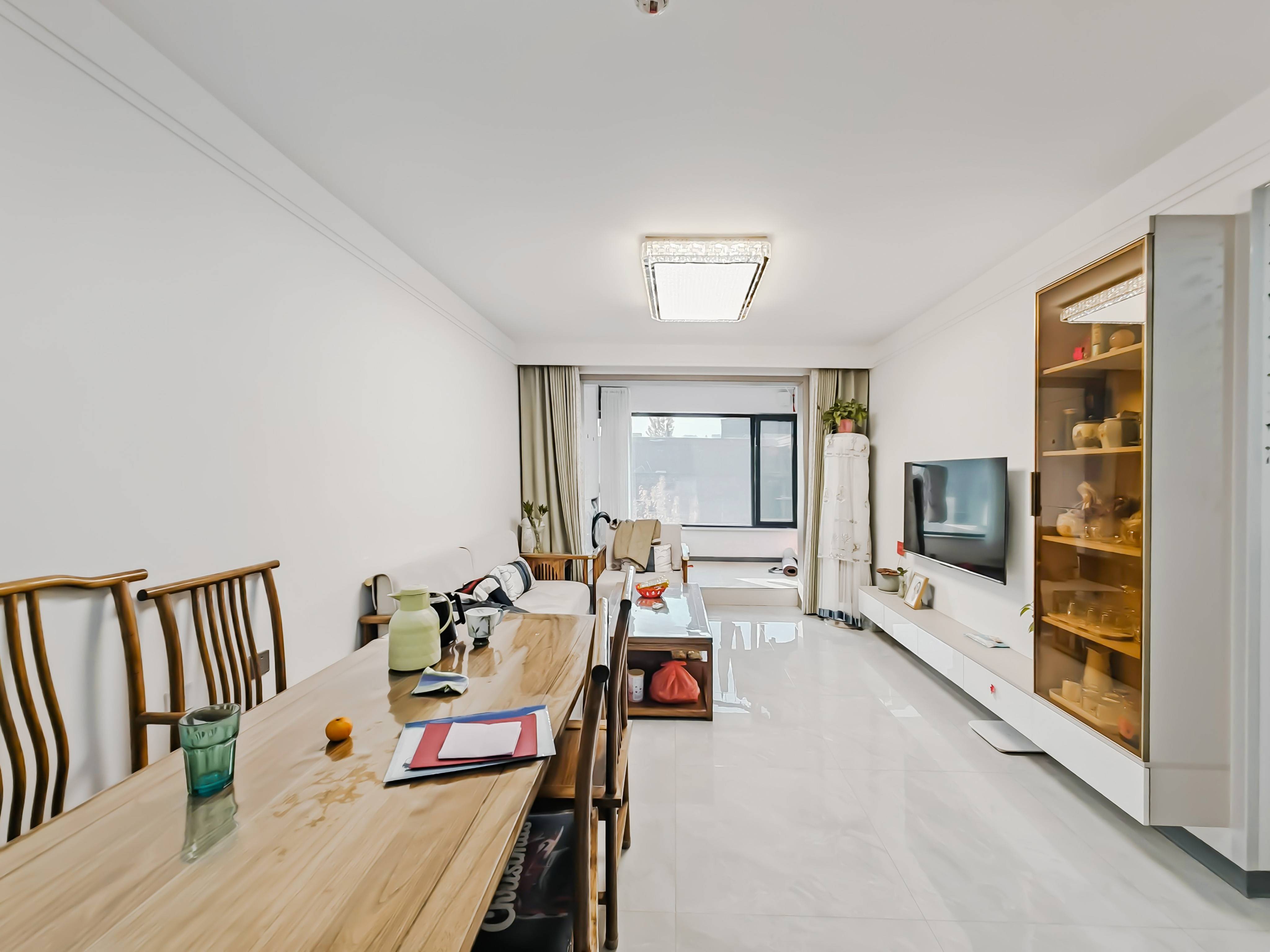  新城香溢华庭 南北