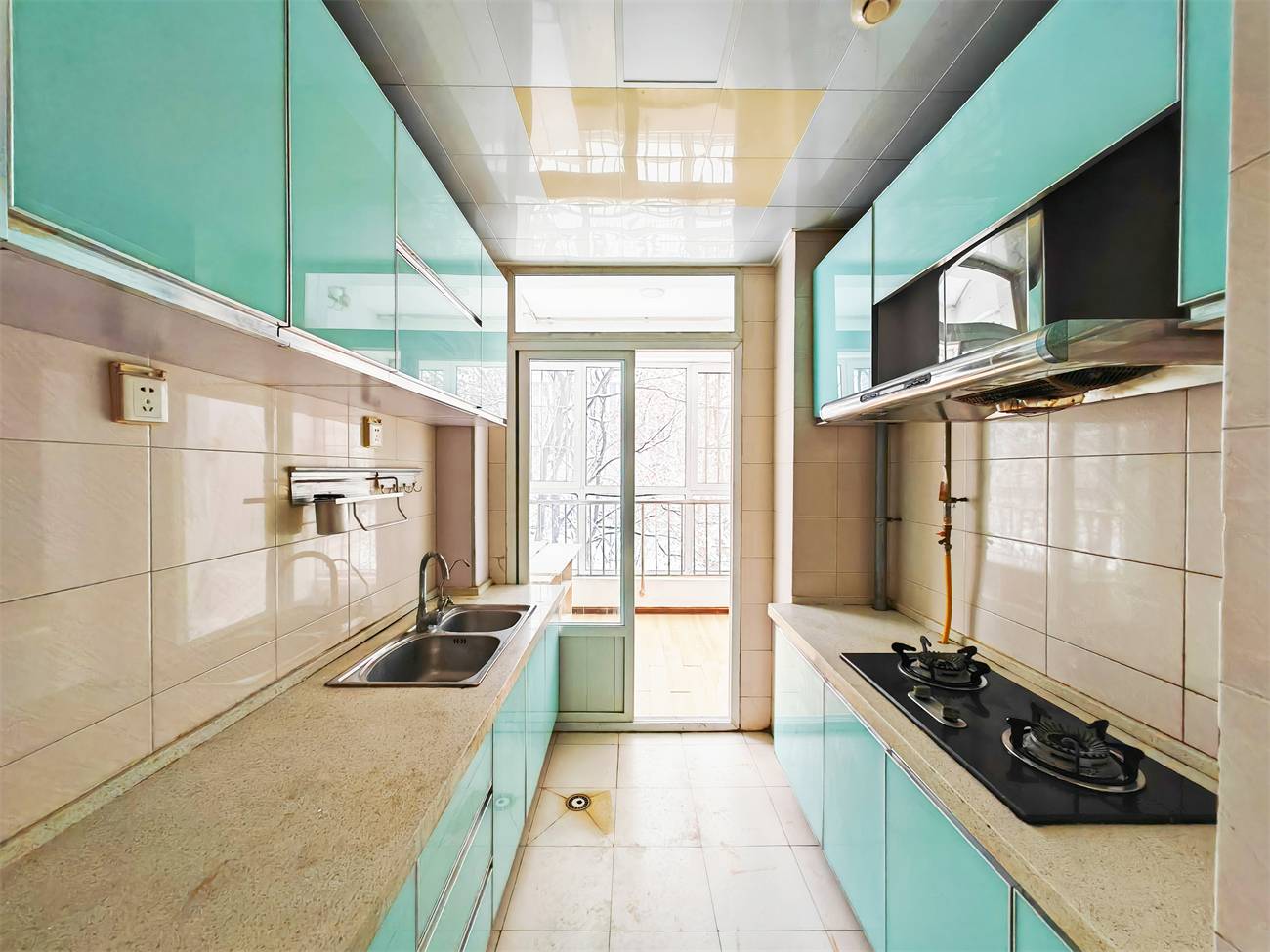 鲁能领秀城B区（十一区）