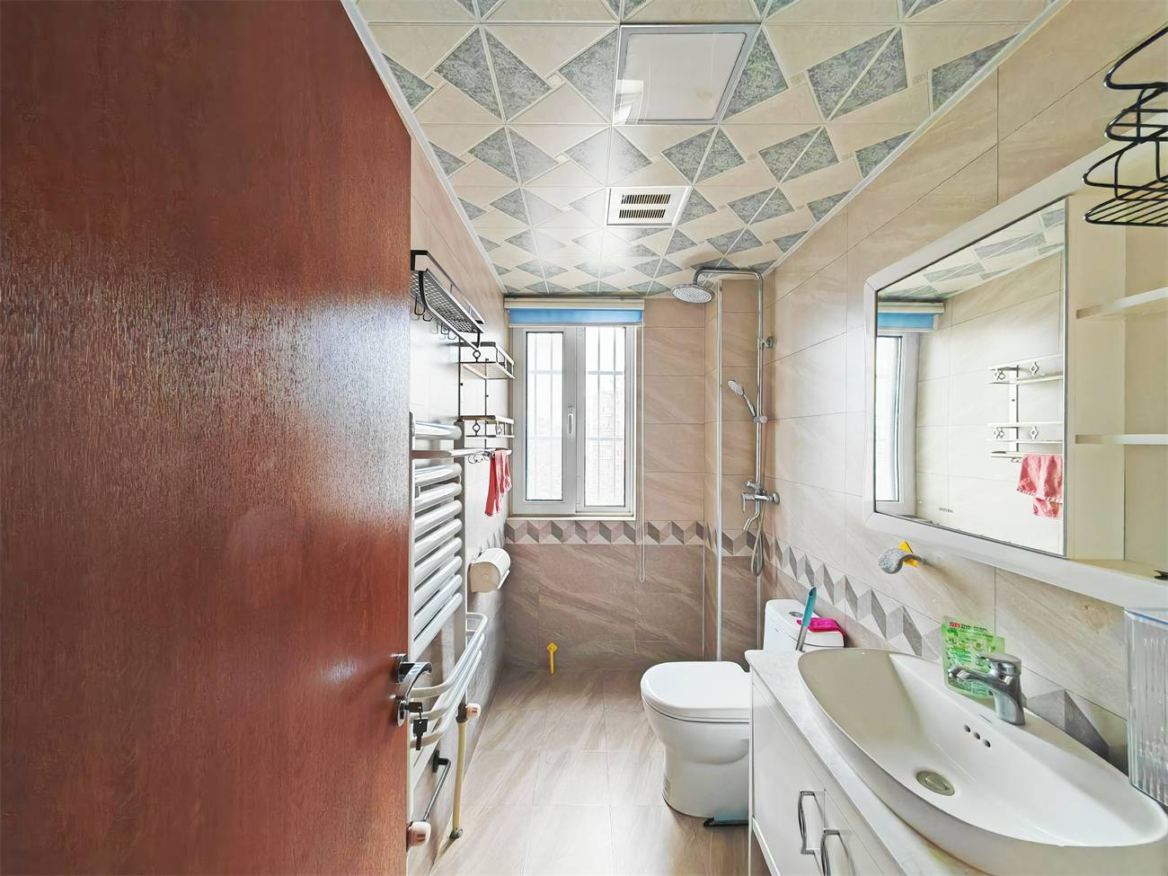 伟东新都(三区)白金瀚宫