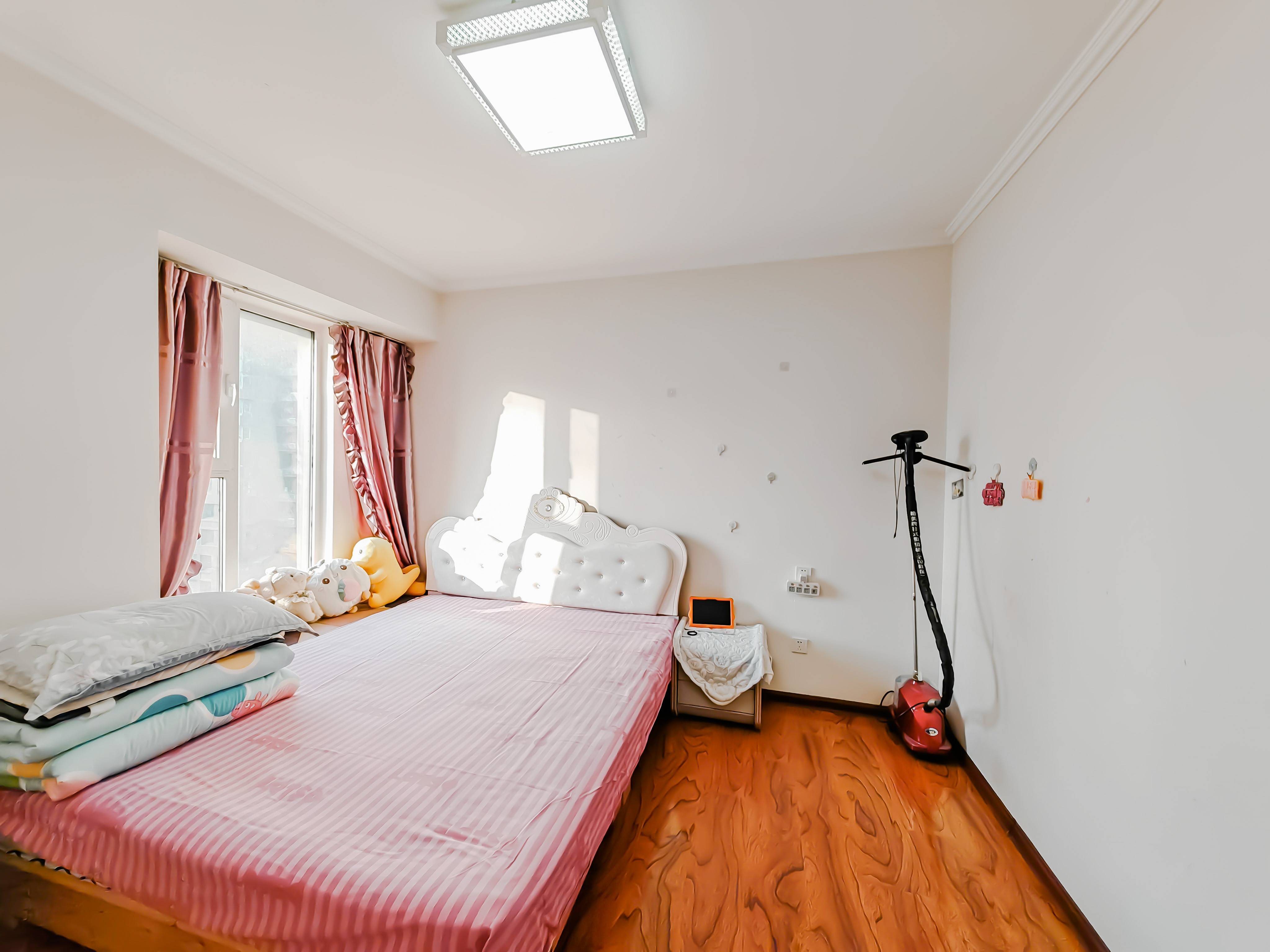 天鸿万象新天理想郡