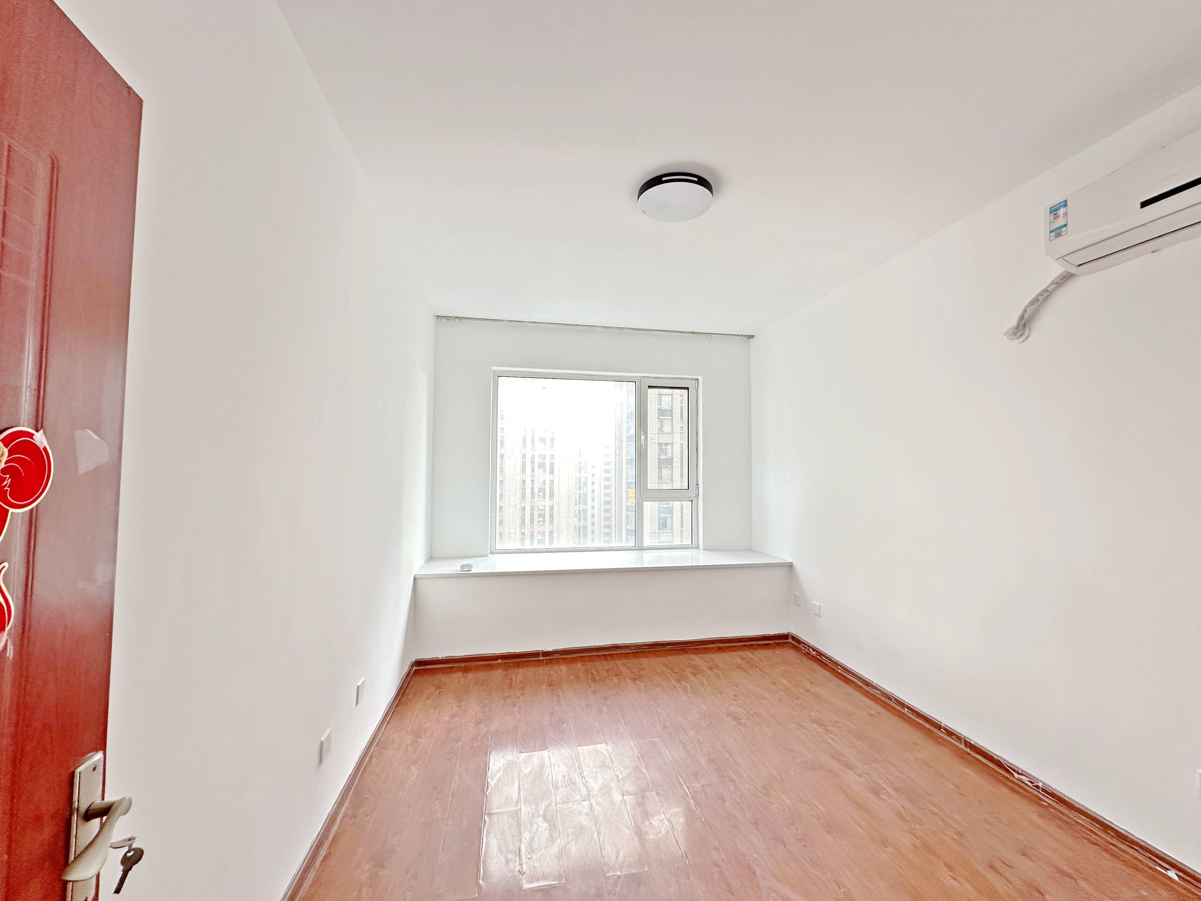 绿地新里卢浮公馆