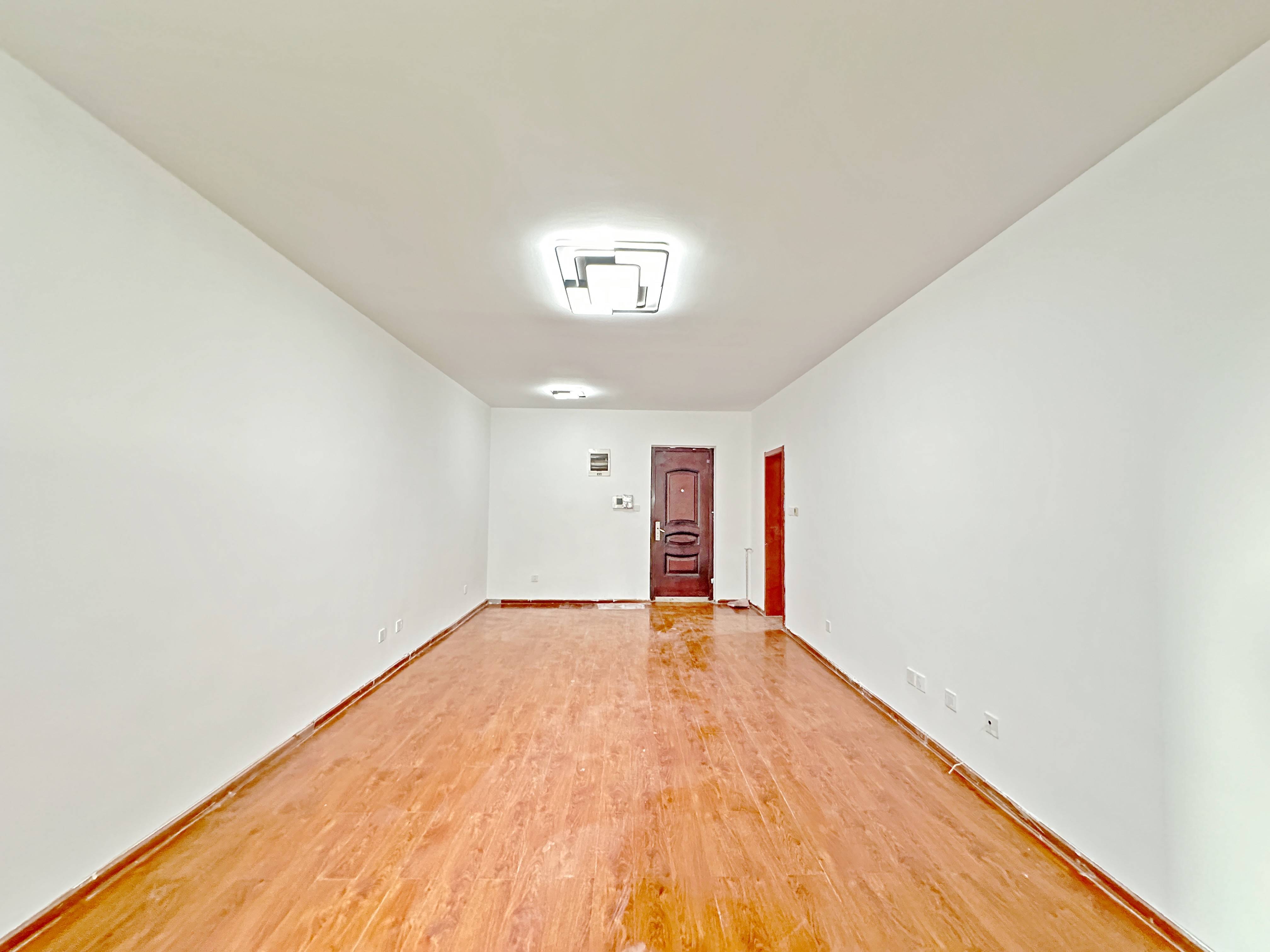 绿地新里卢浮公馆