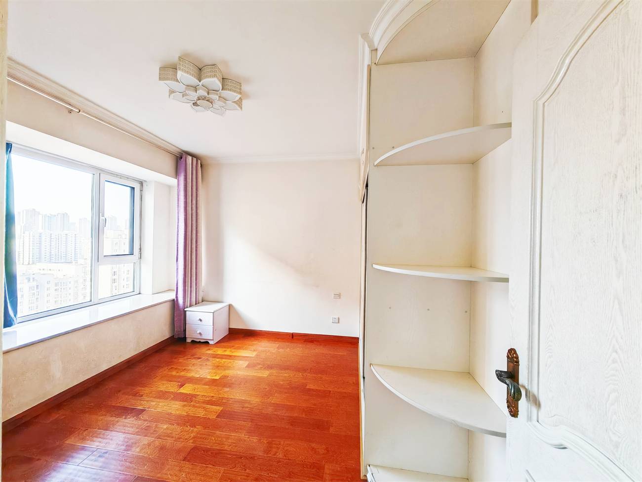 鲁能领秀城东一区(三区)