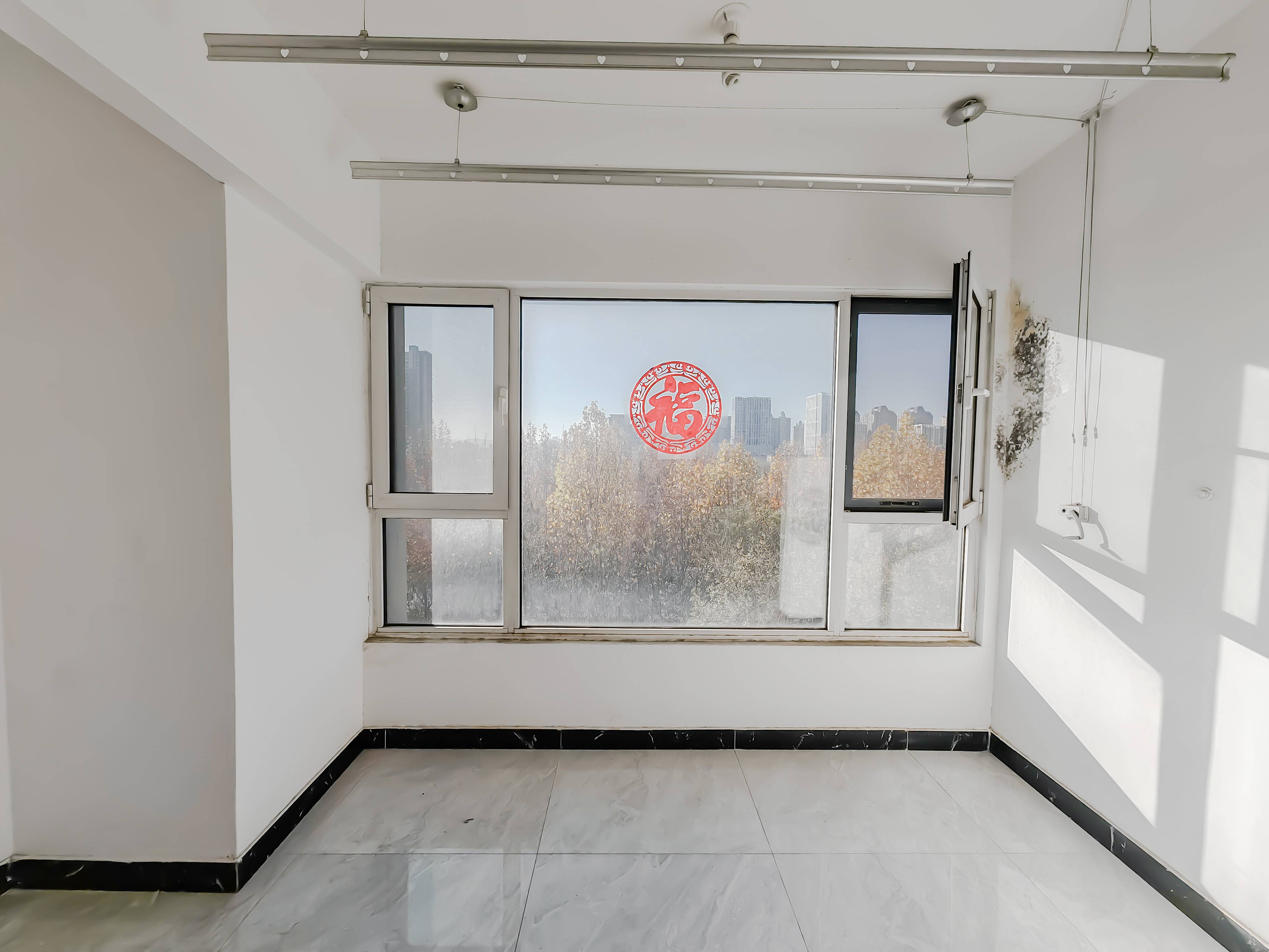 天鸿万象新天四区