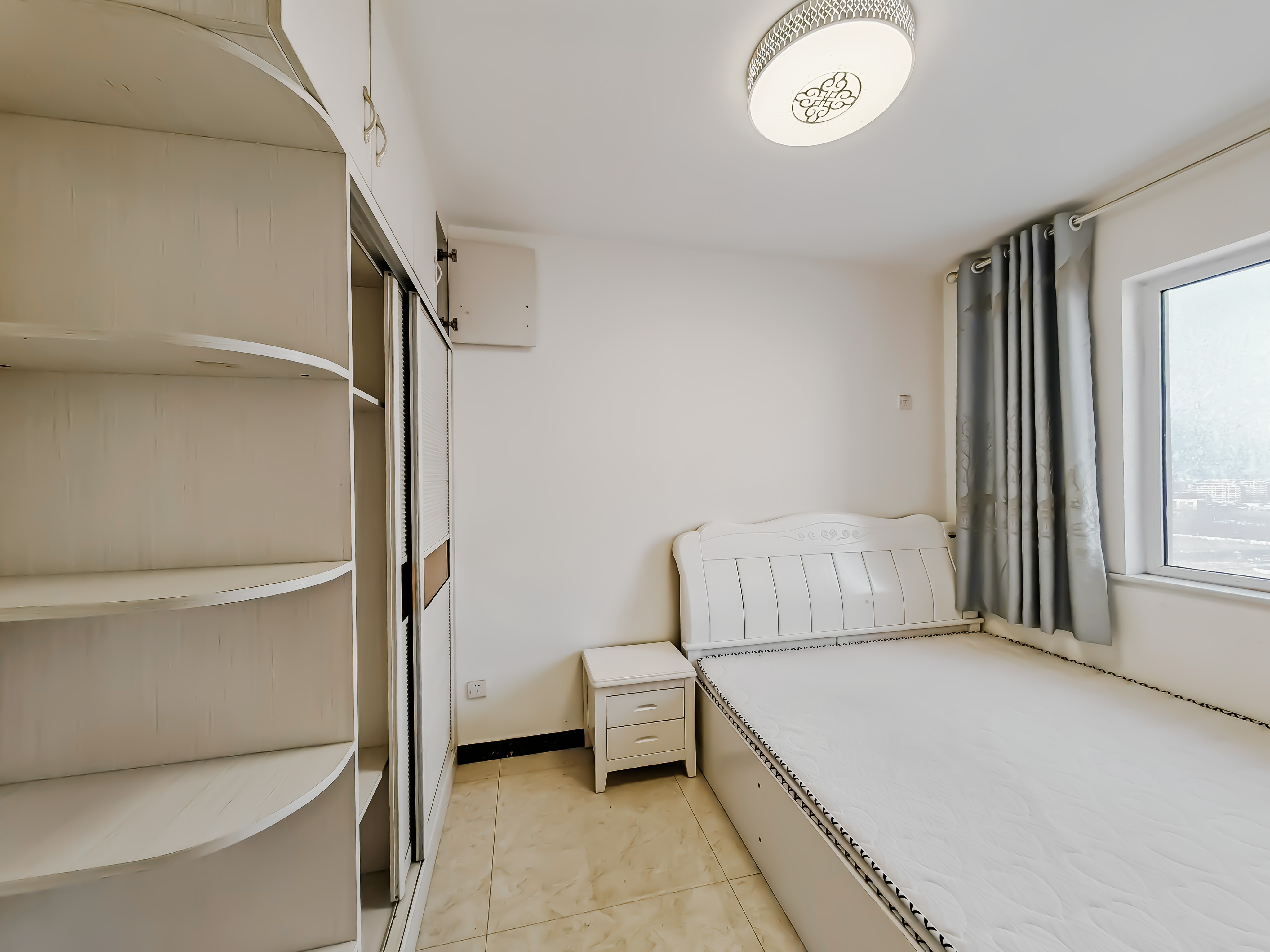 天鸿万象新天哈佛郡