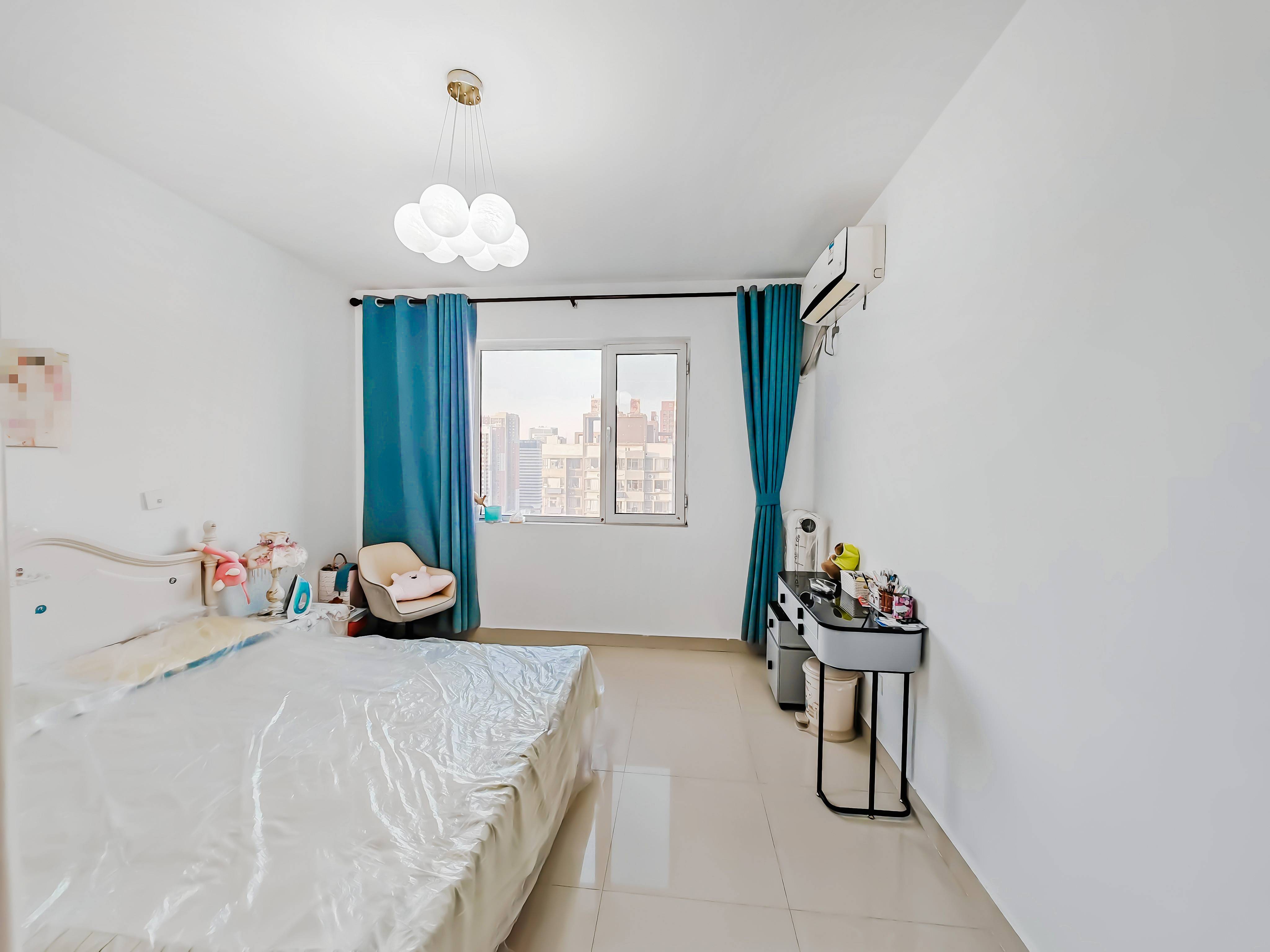 天鸿万象新天三区