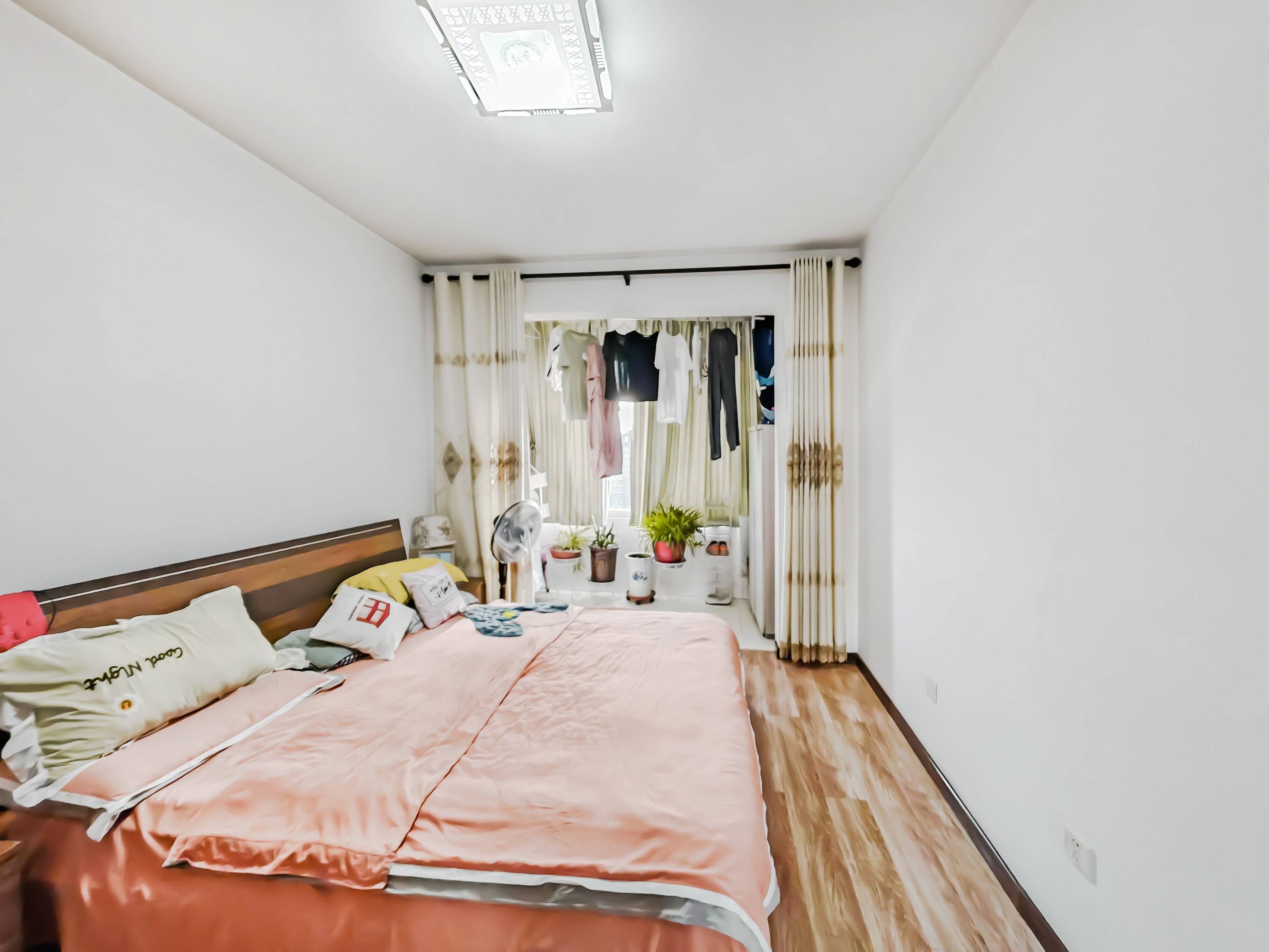 天鸿万象新天三区