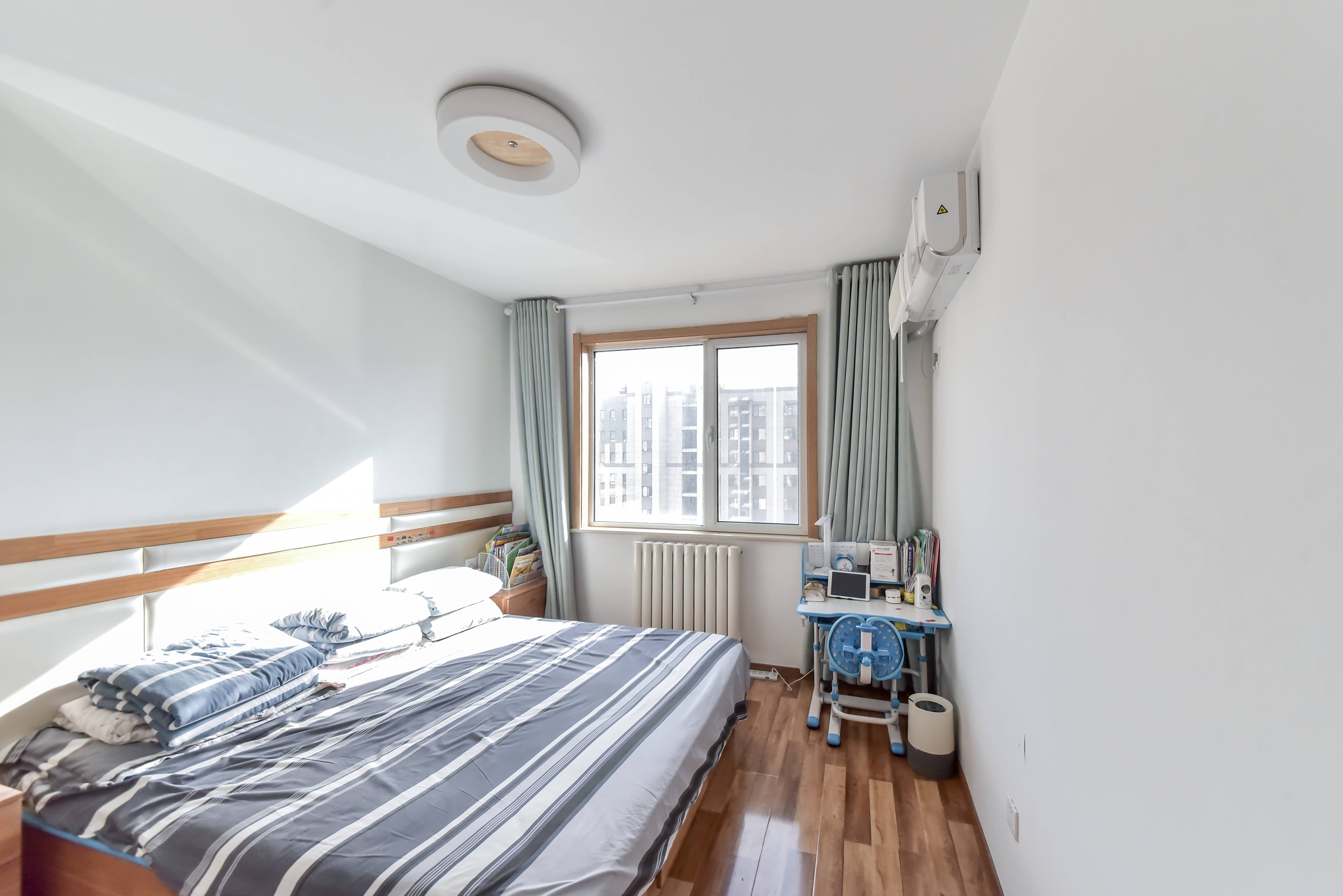 东城逸家逸俊园