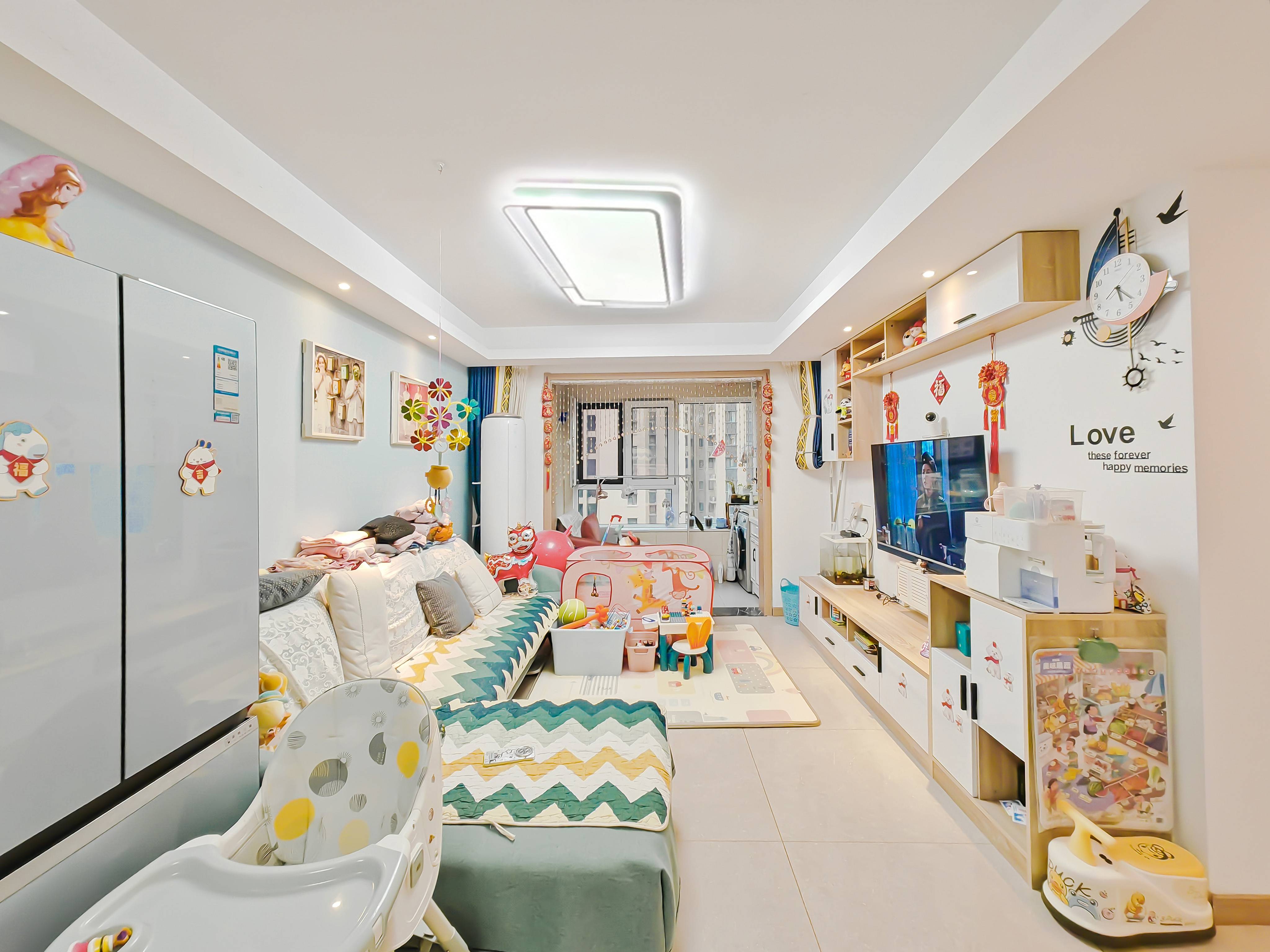  新城香溢澜庭3居室低楼层,近地铁随时看房