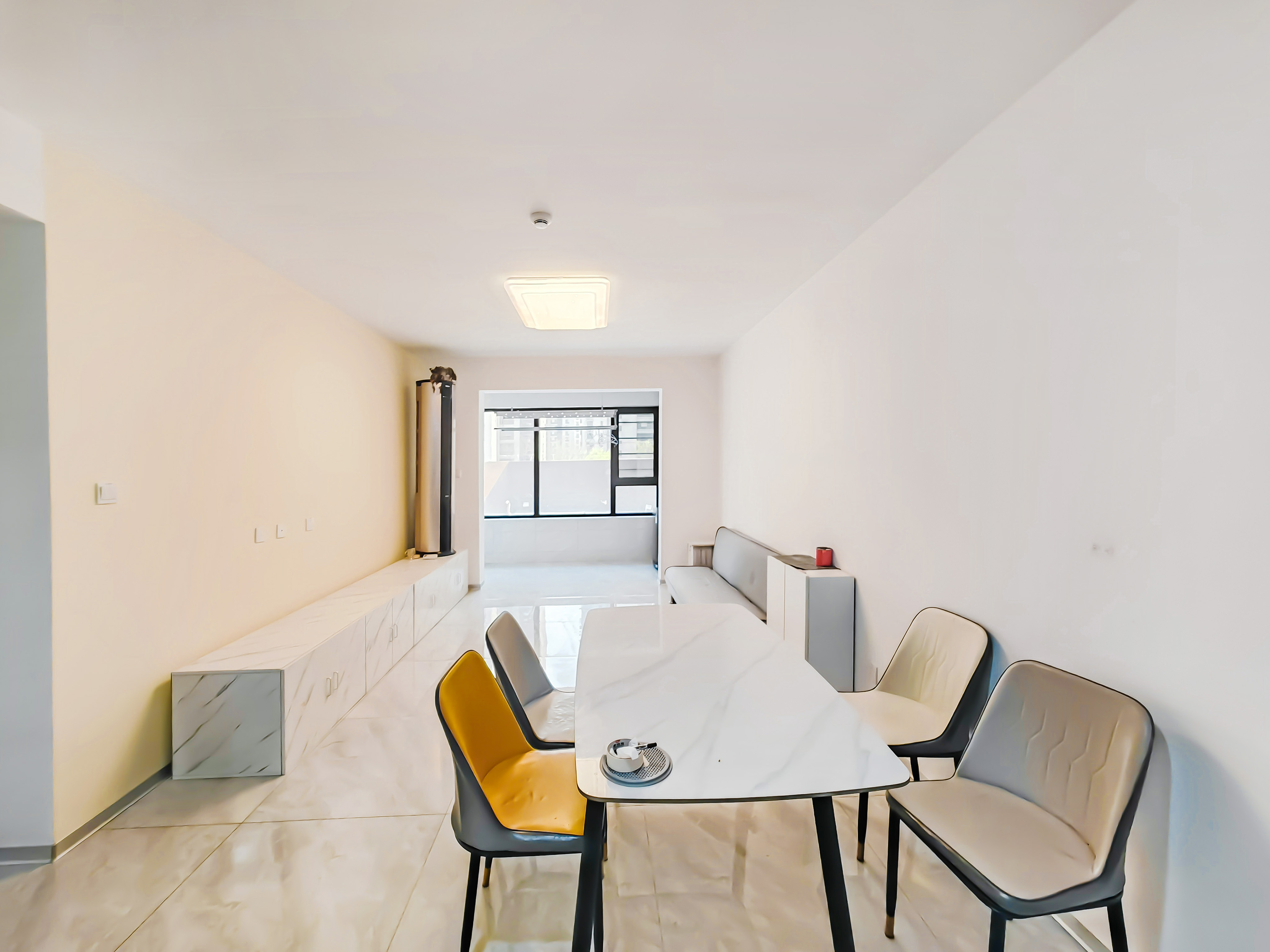  天鸿万象东方3居室低楼层,近地铁随时看房