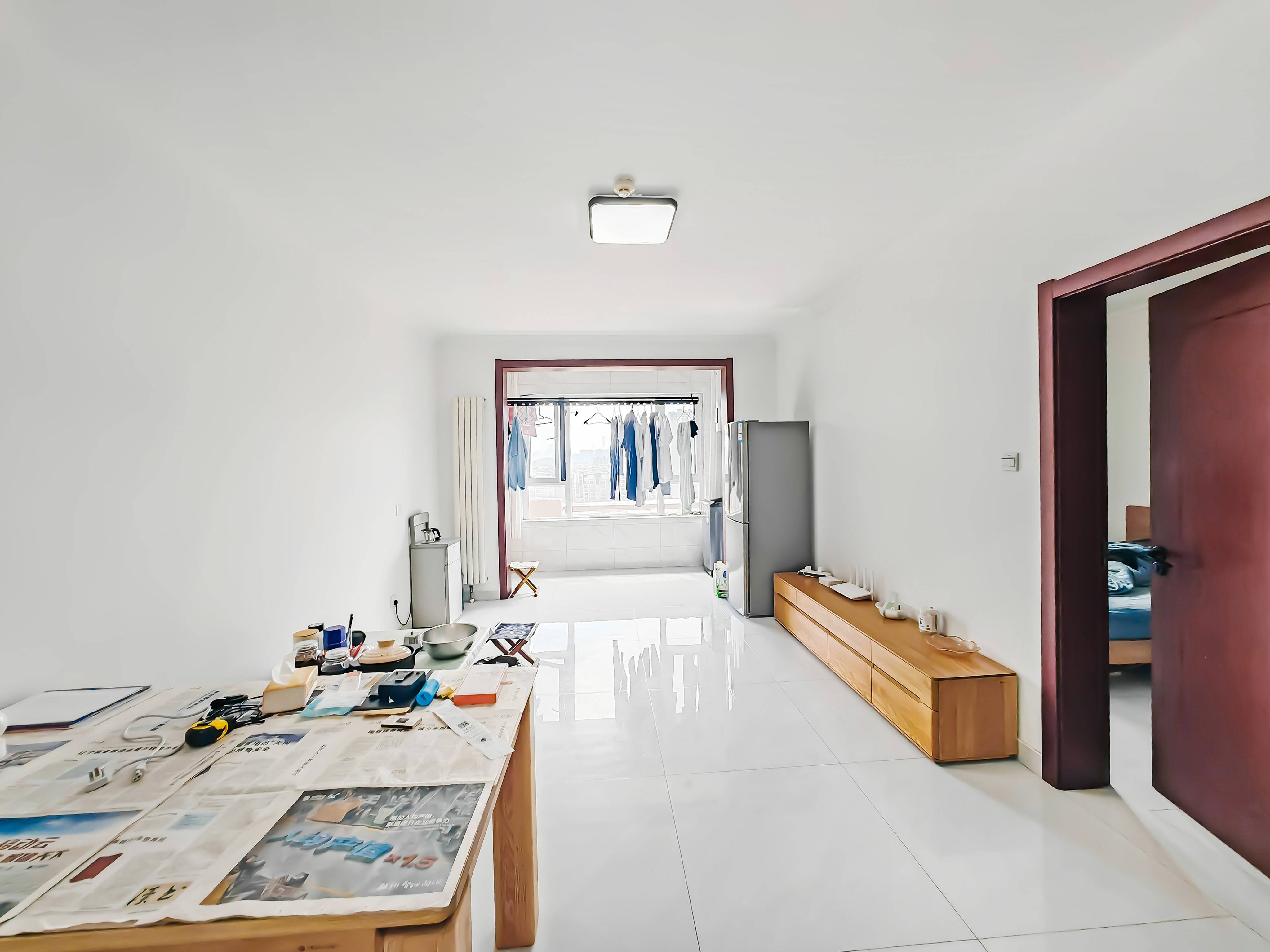  天鸿万象新天万卷府3居室中楼层,近地铁随时看房