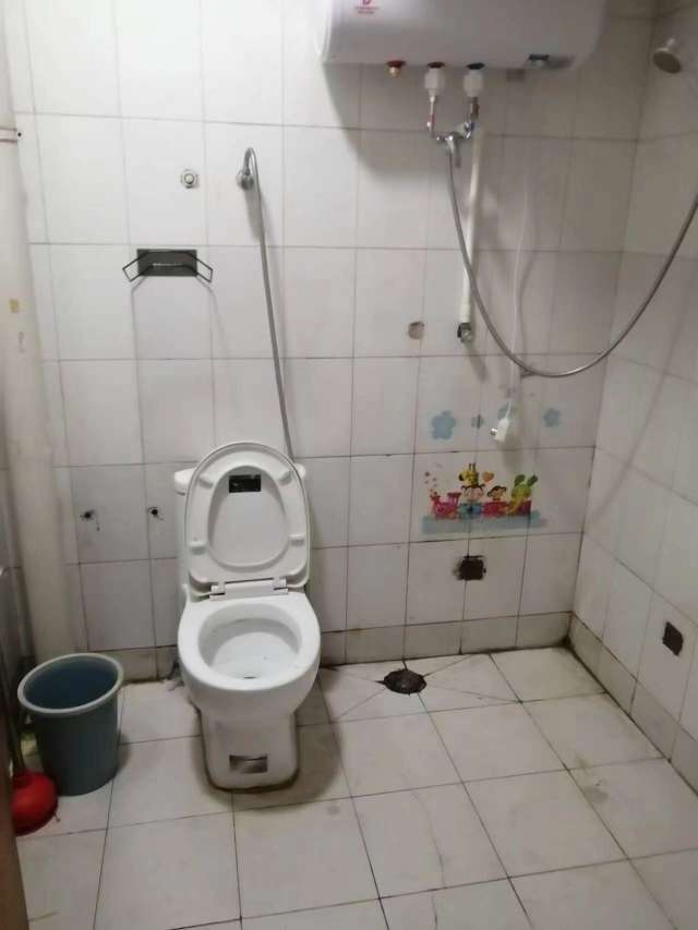 华达宿舍