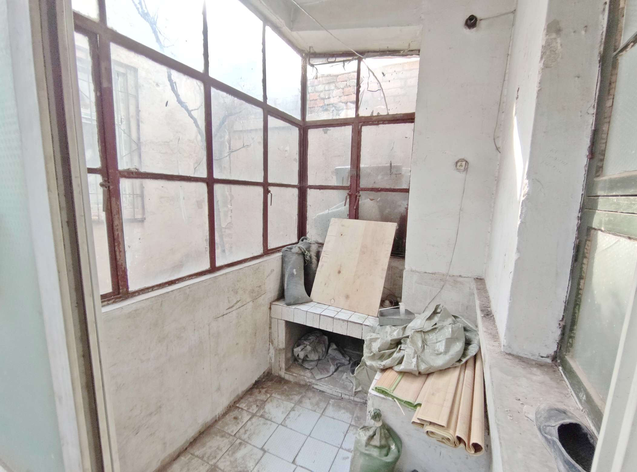 经六路单位宿舍