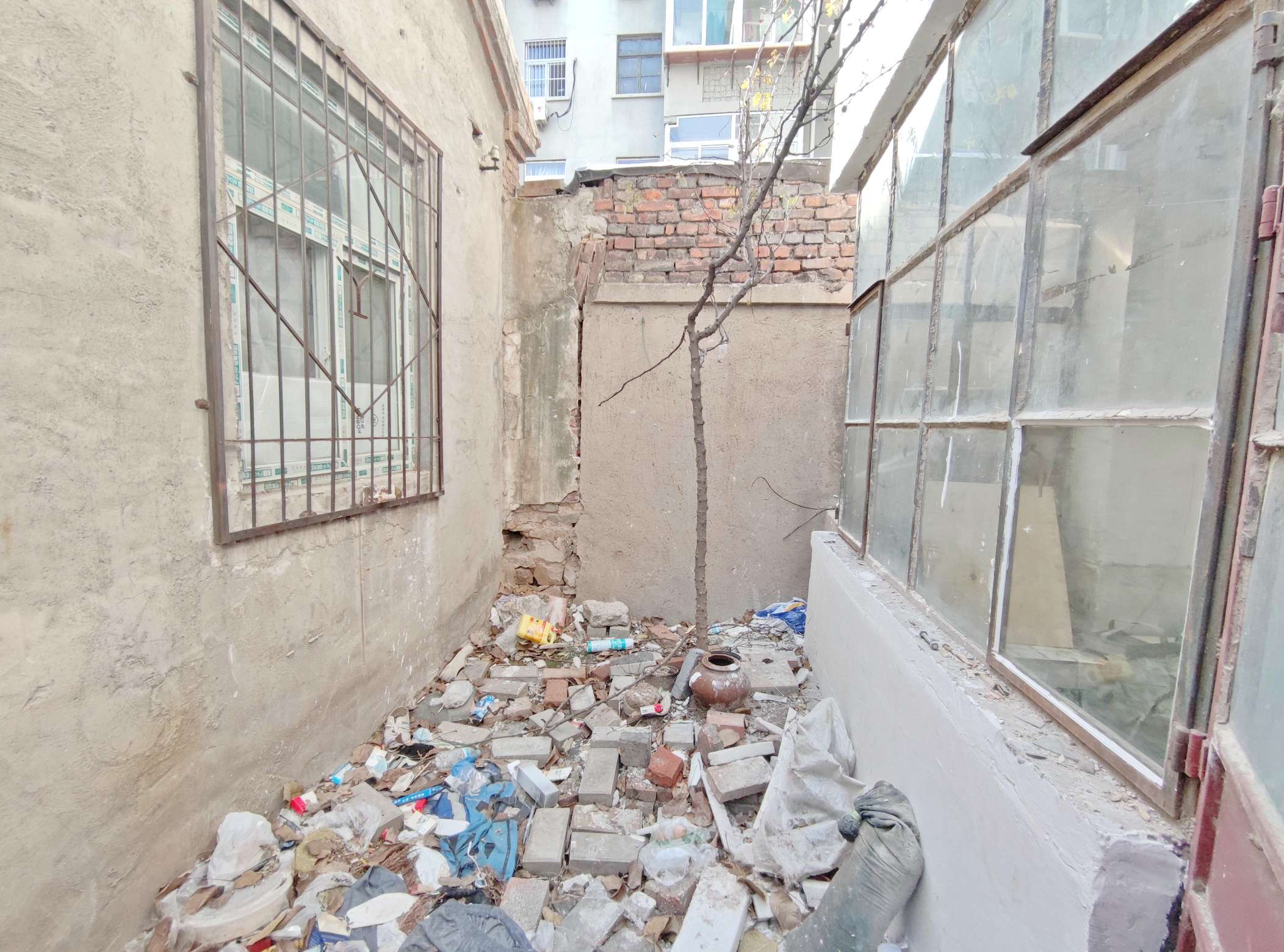 经六路单位宿舍