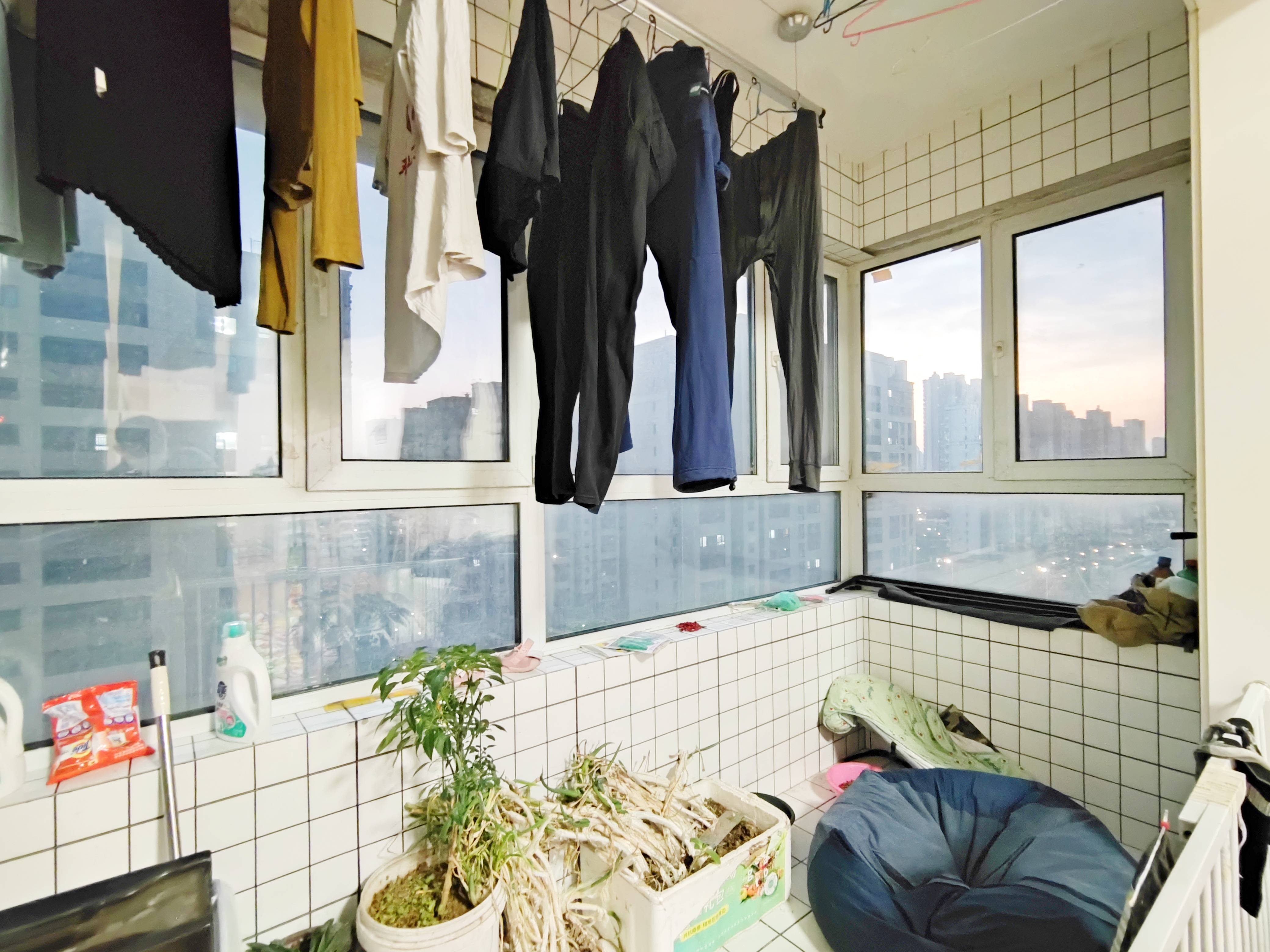 绿地新里香榭丽公馆