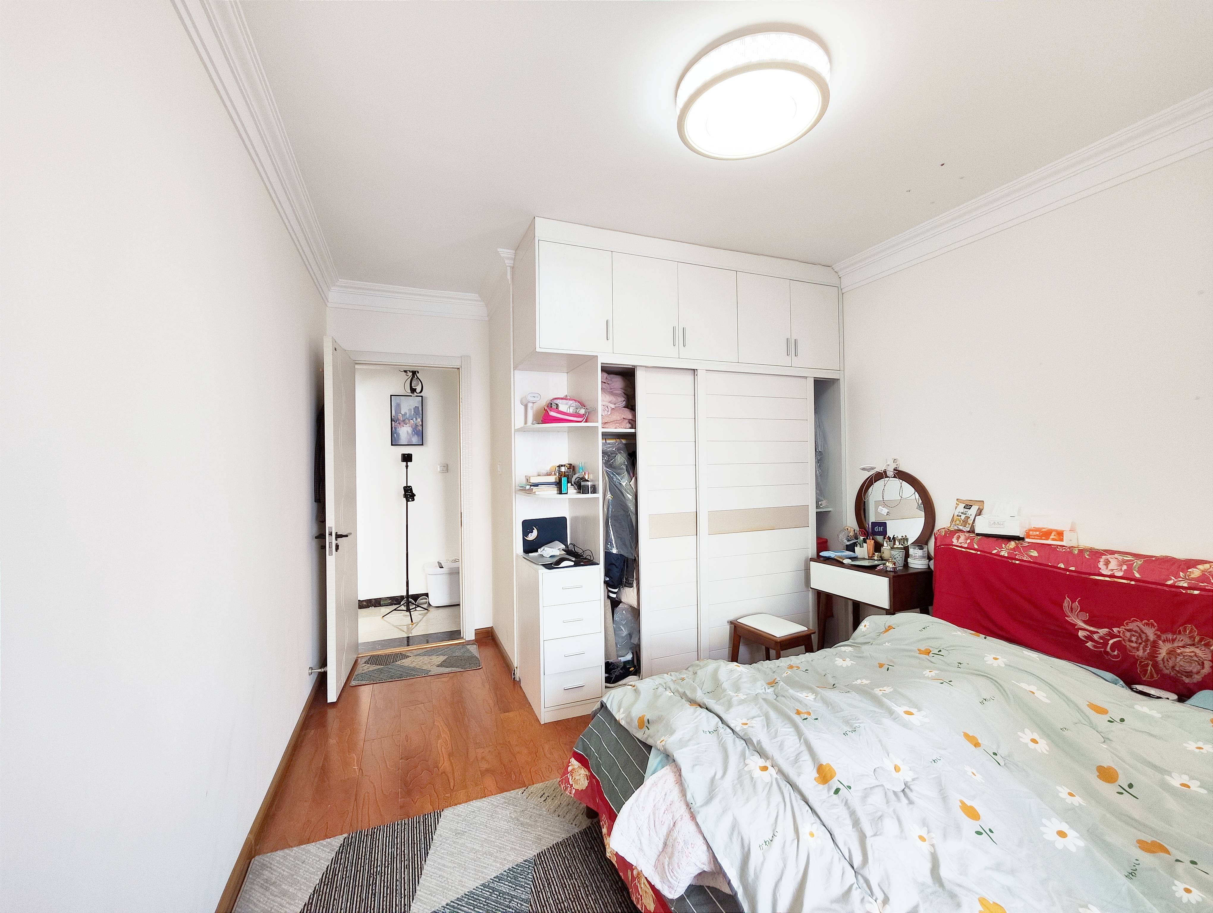 绿地新里香榭丽公馆