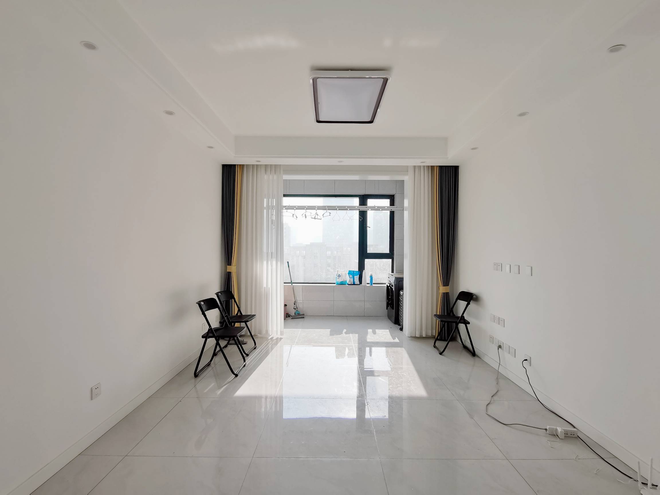  绿地IFC中央公馆 南北