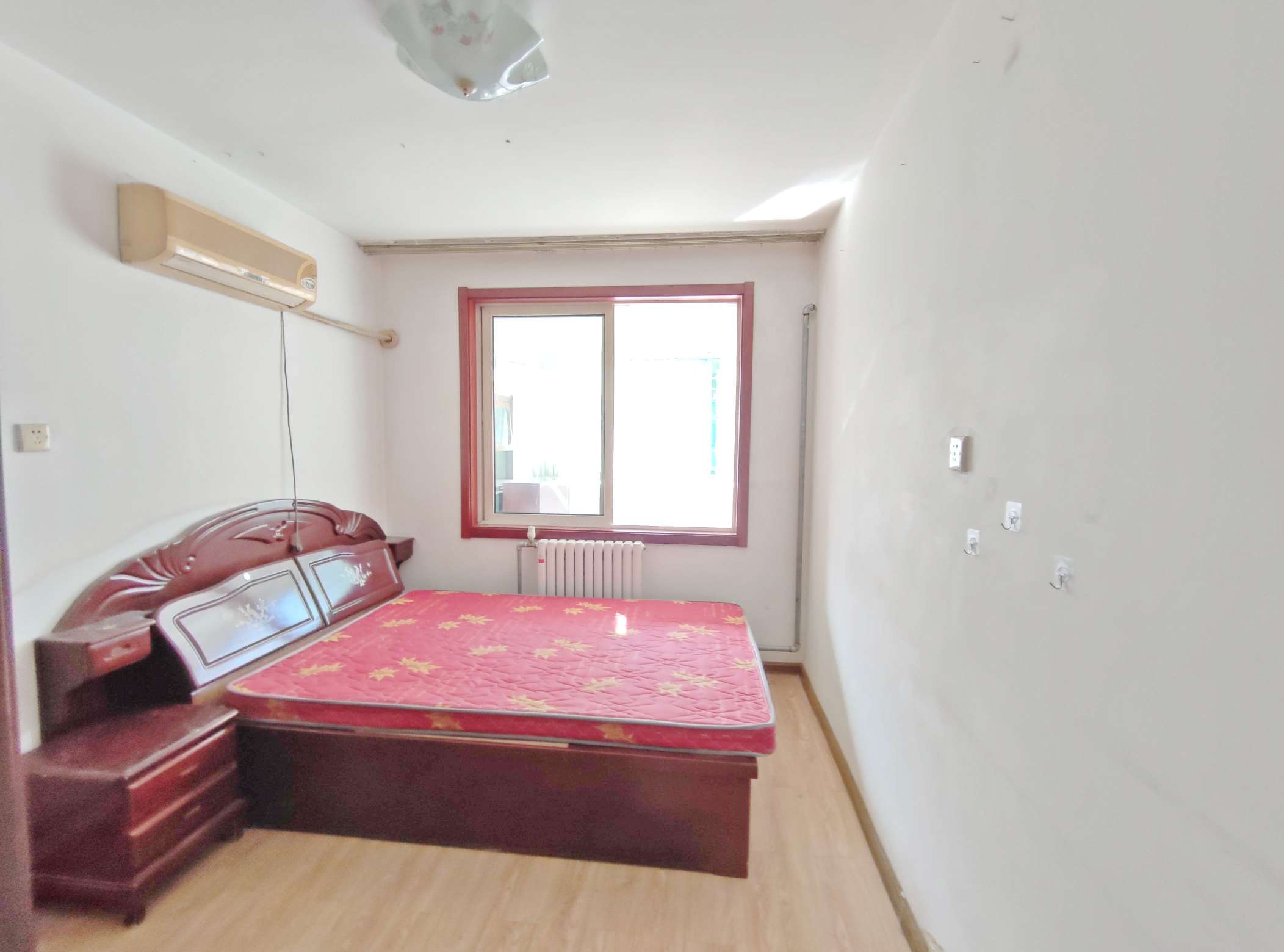 建设路重汽宿舍