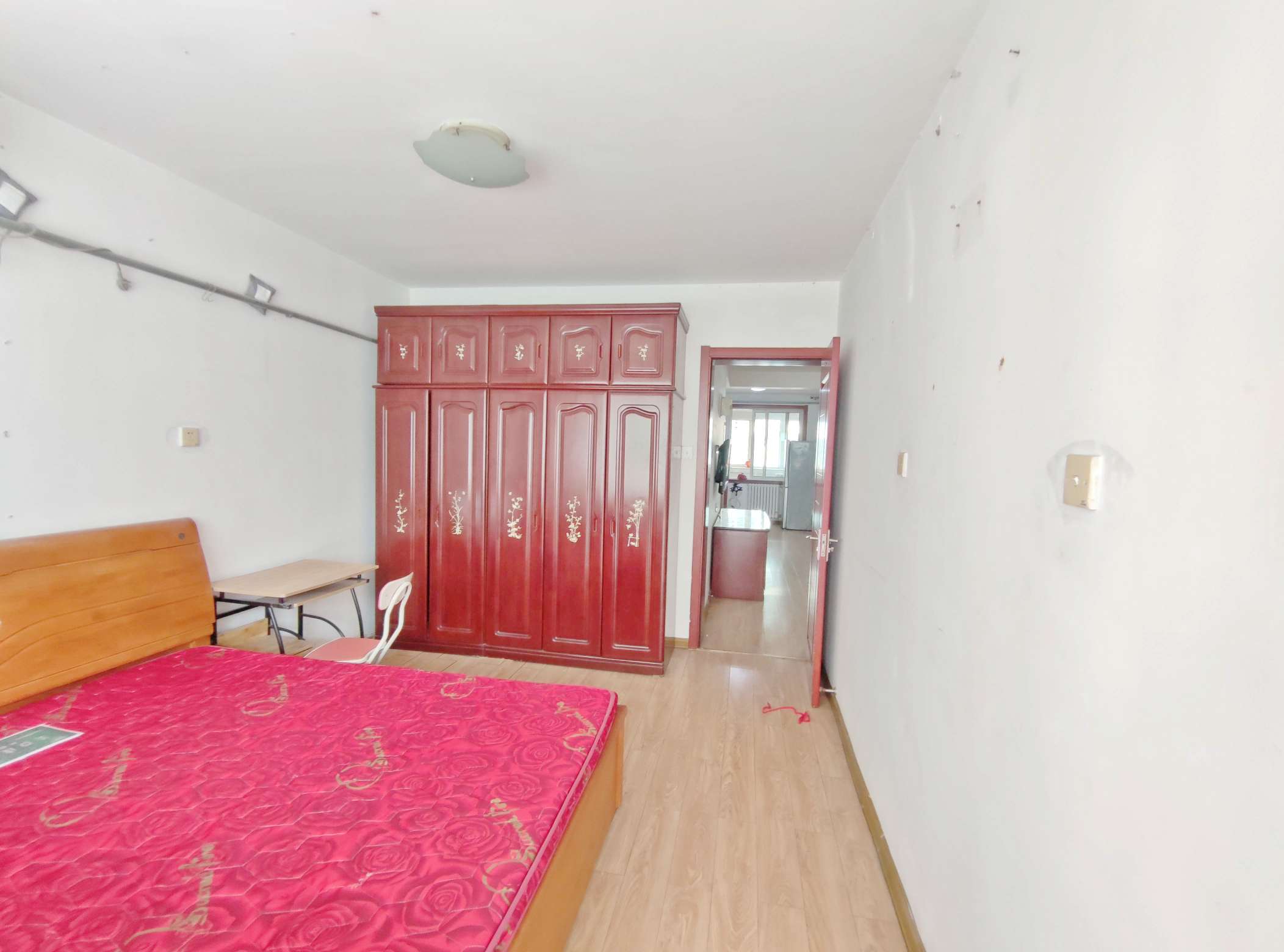 建设路重汽宿舍