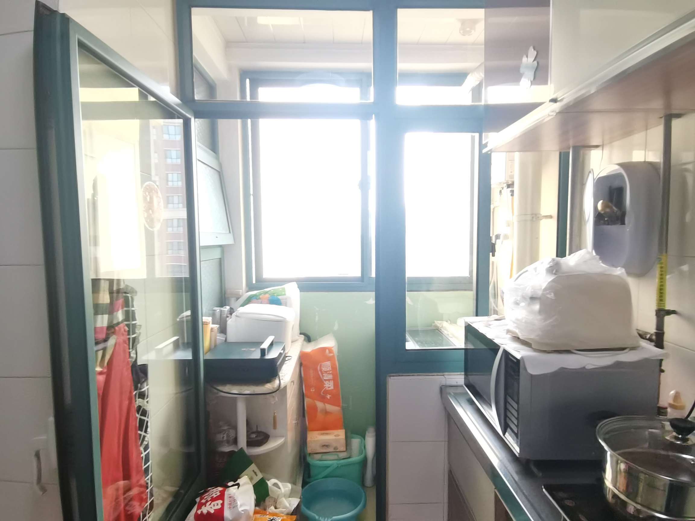 嘉馨现代逸居