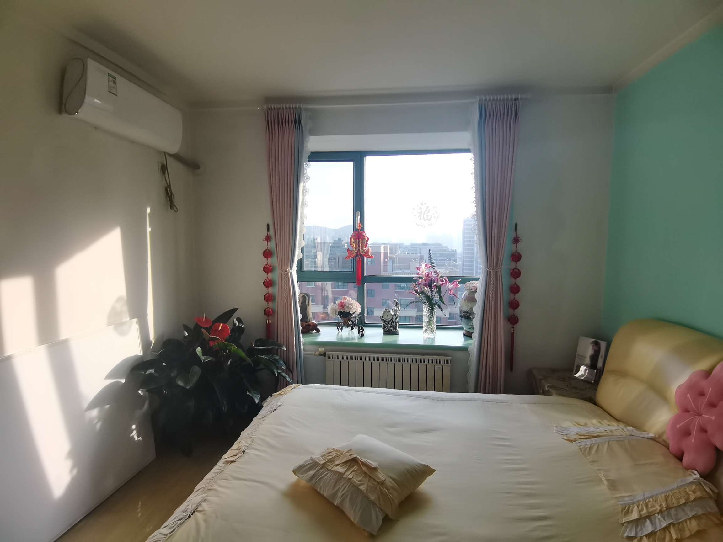 嘉馨现代逸居