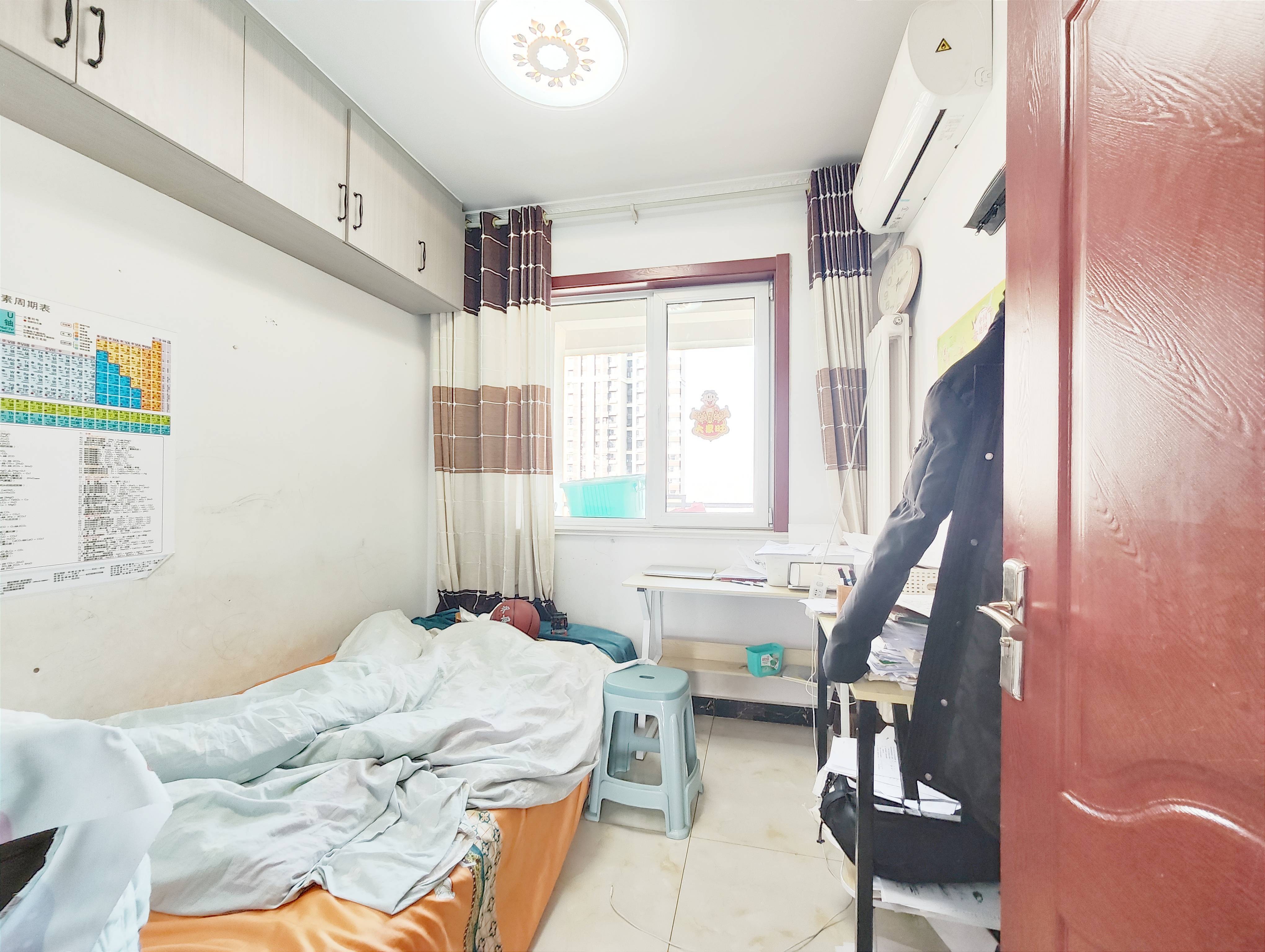 绿地新里香榭丽公馆