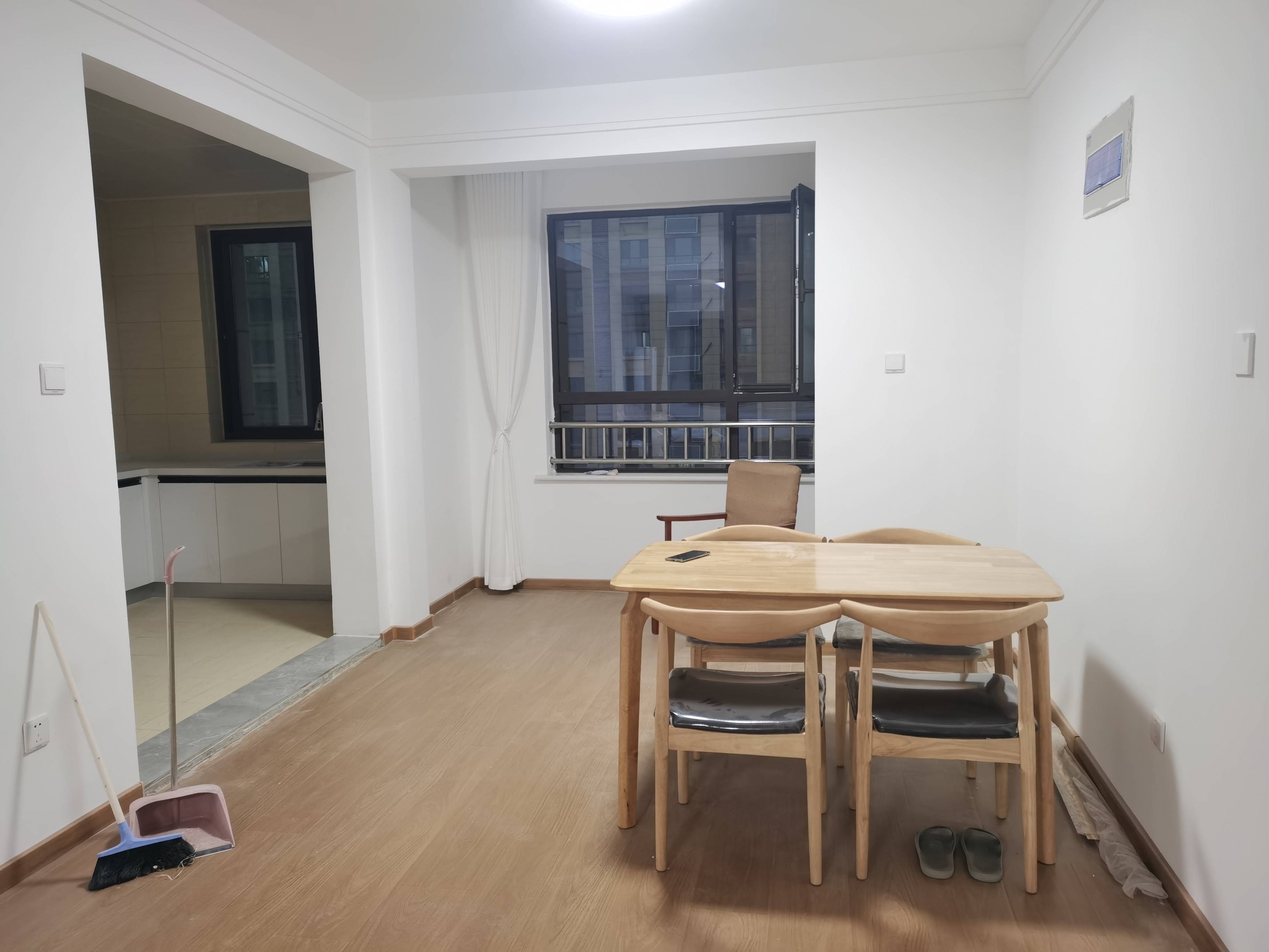 鲁邦奥林逸城西区