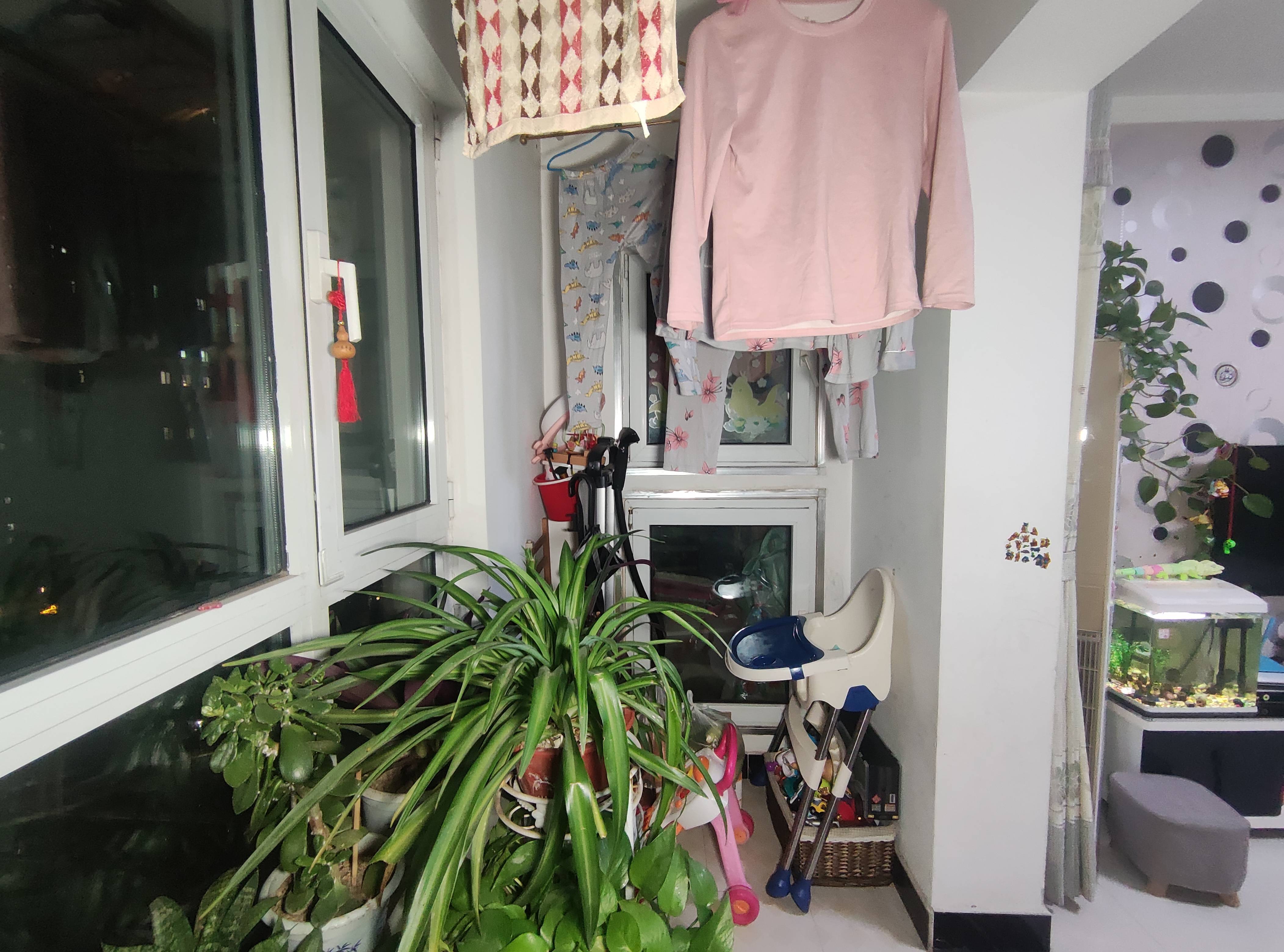 中铁逸都国际