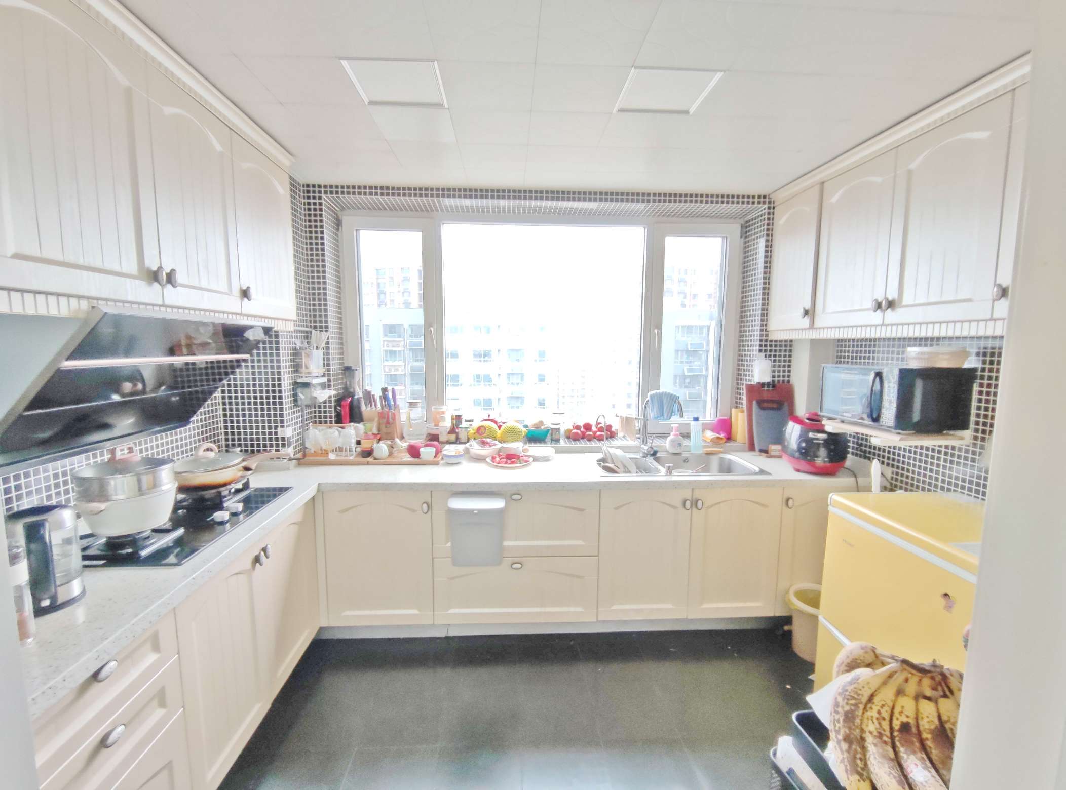 卧龙花园龙泰苑