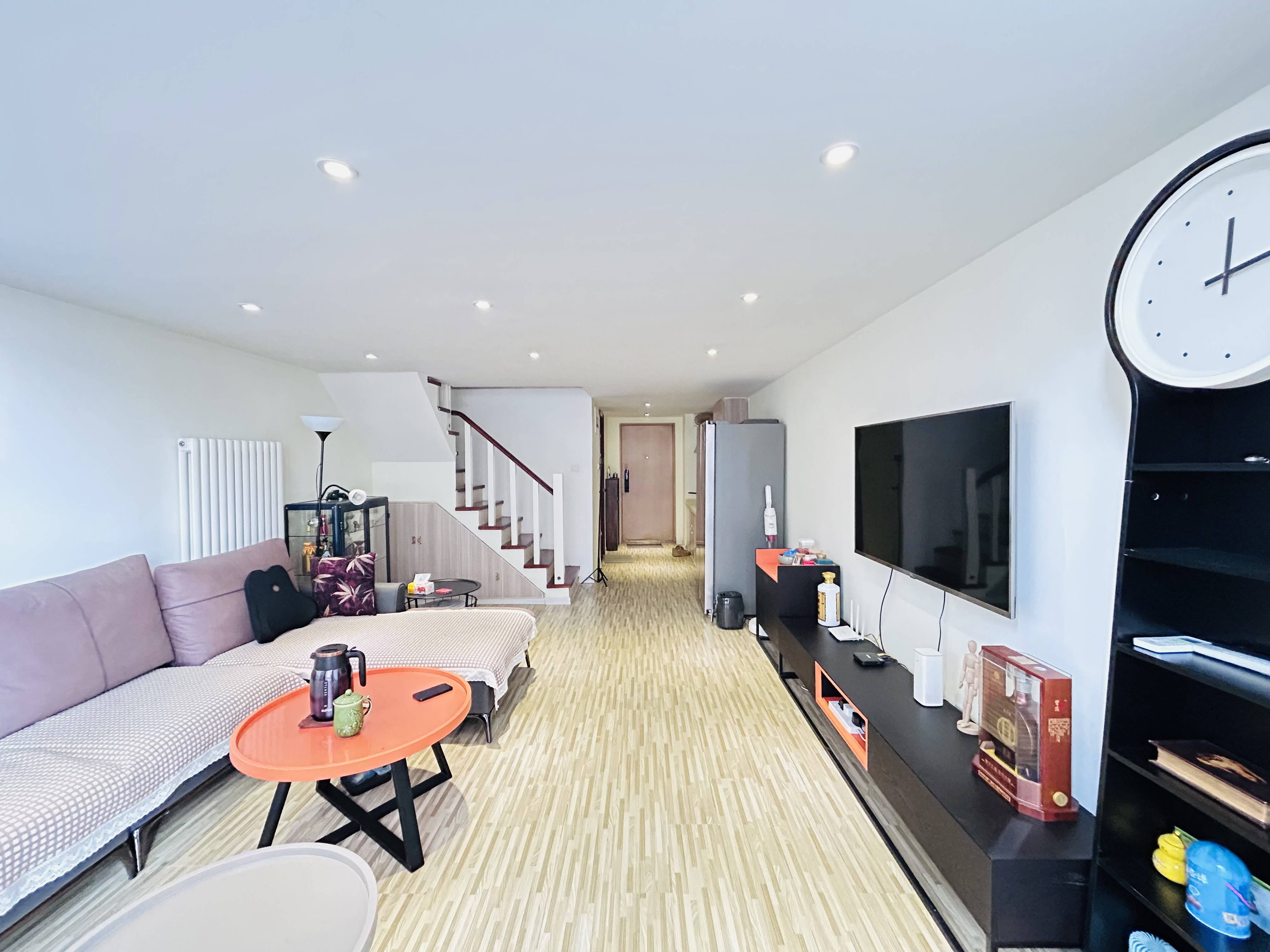  鑫苑鑫中心 南北