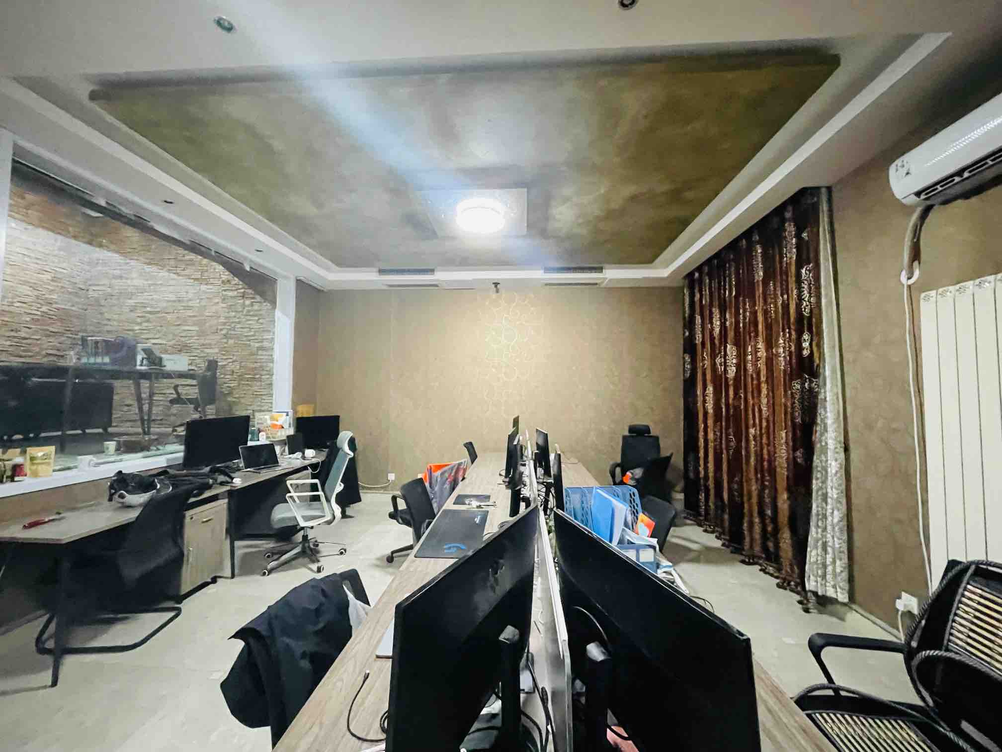  中海紫御东郡(东区) 南北