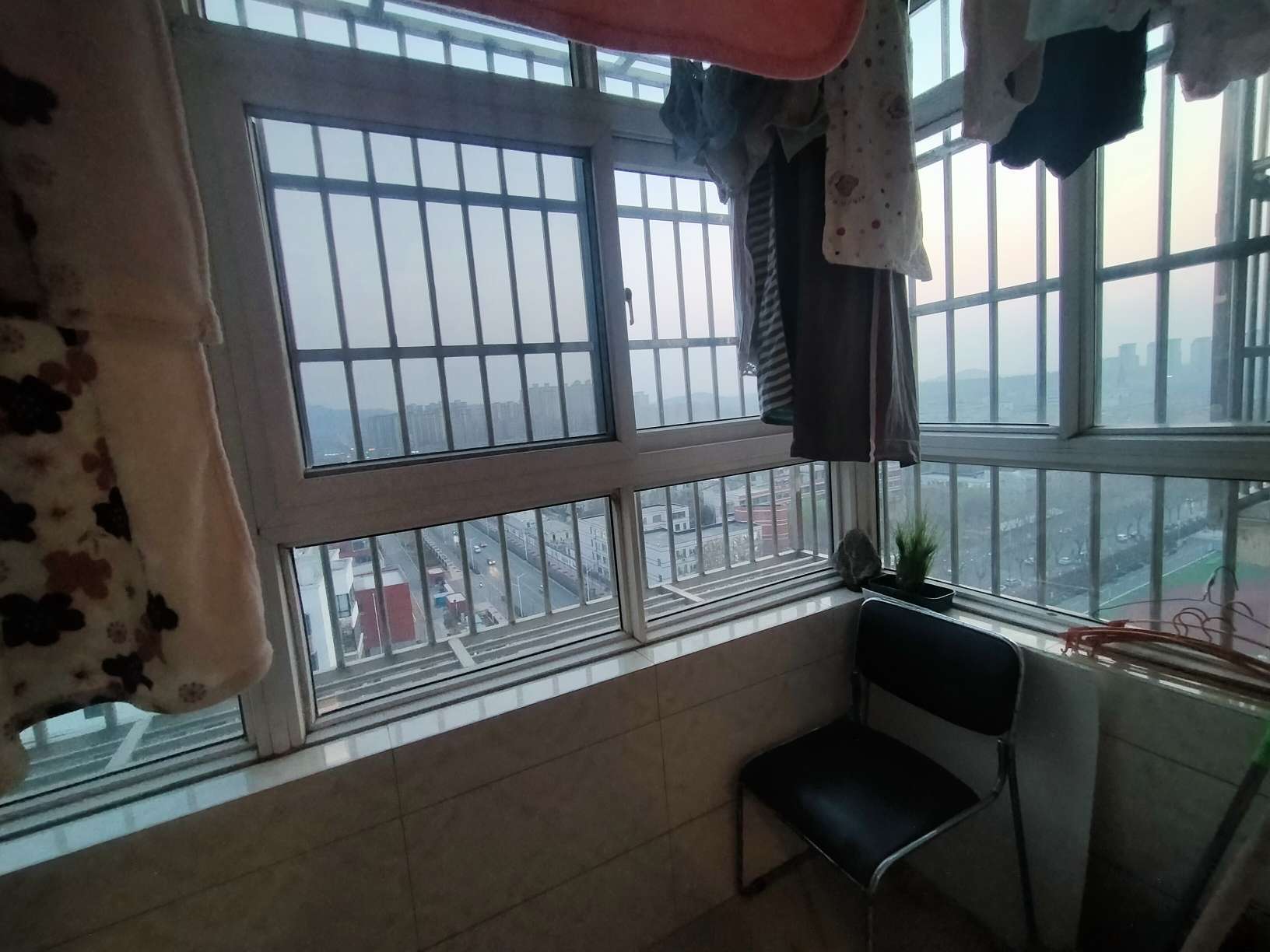 东王家园