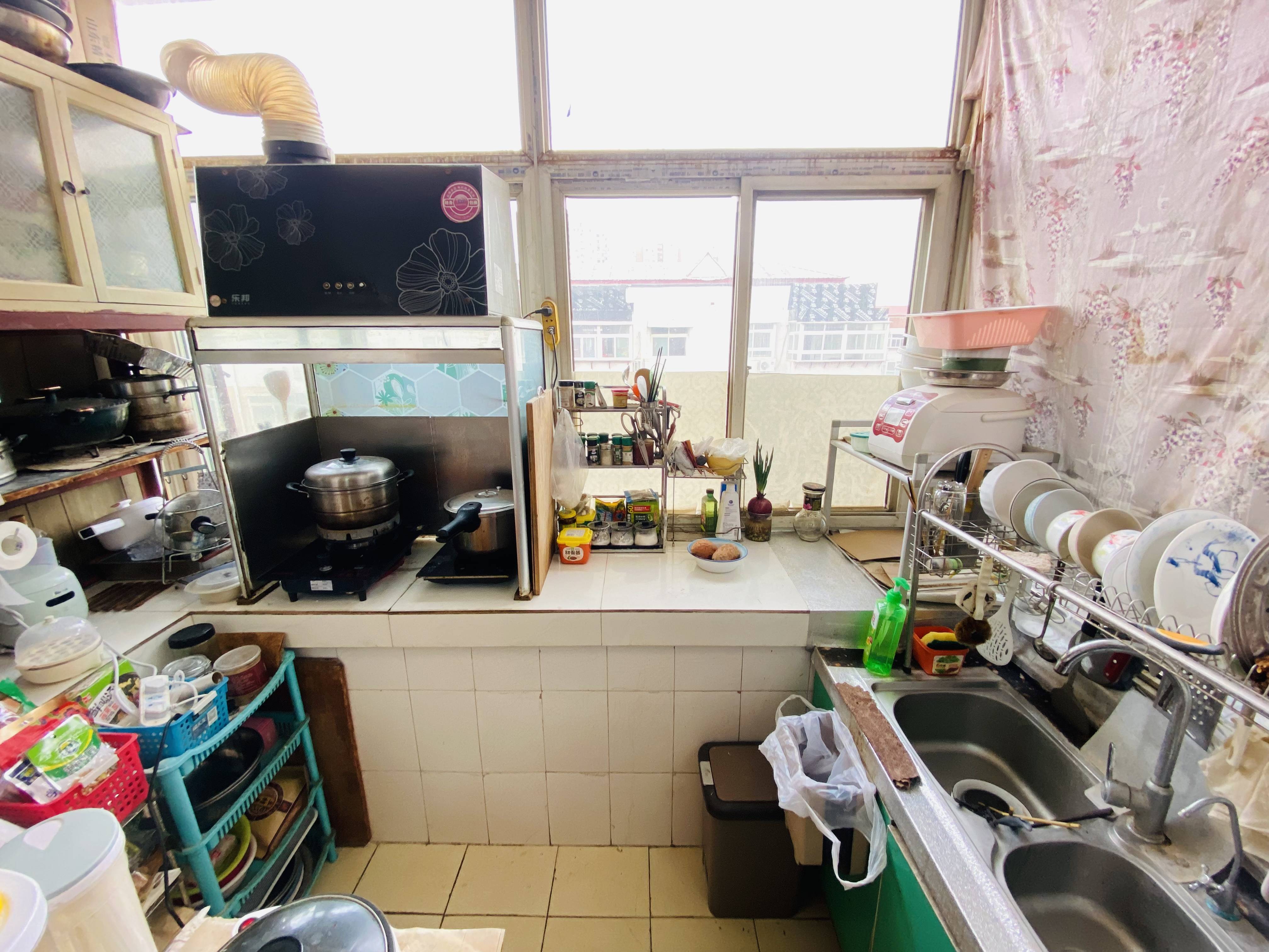 东盛花园（炼油厂单位宿舍南区）