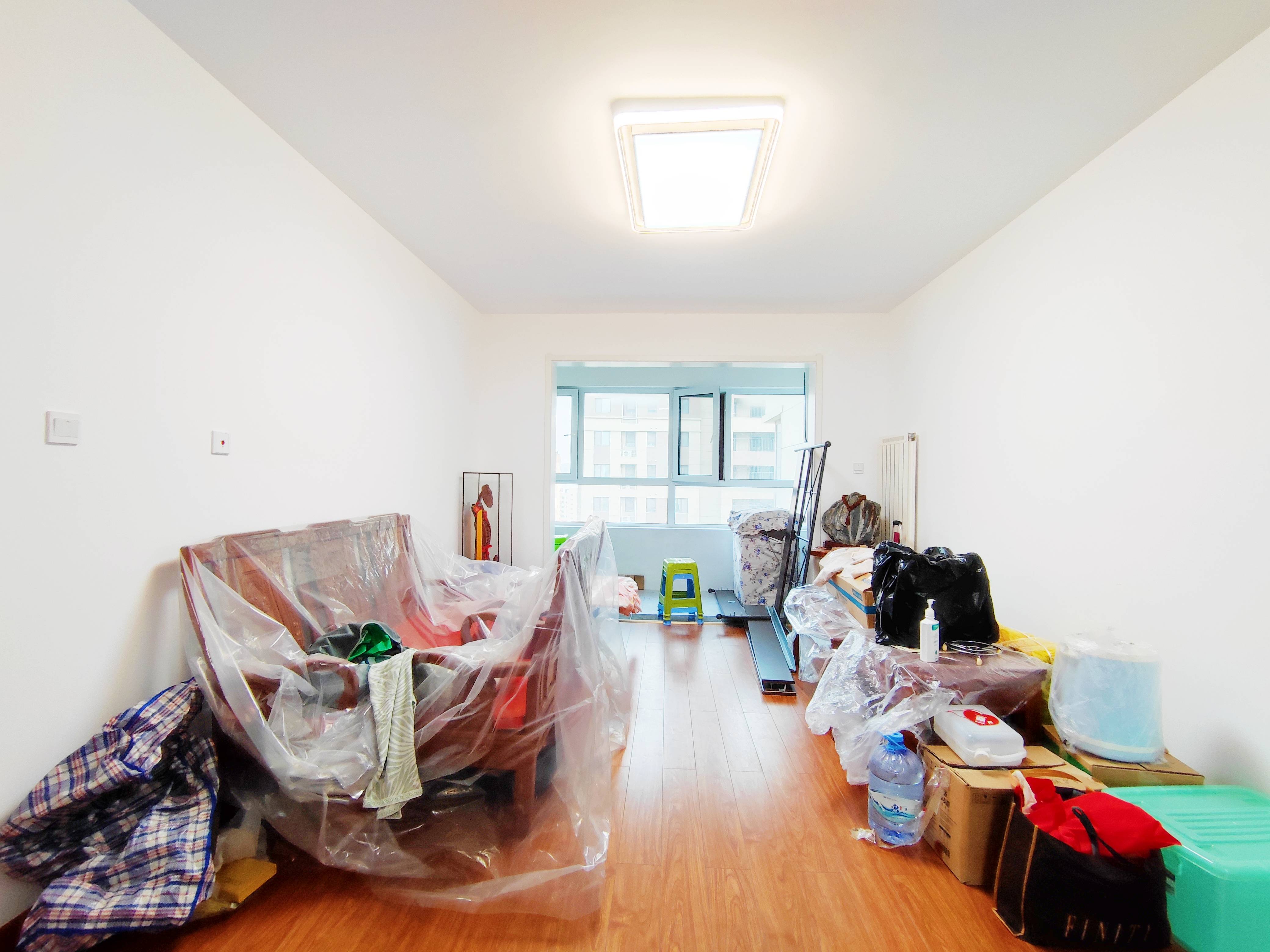  绿地新里香榭丽公馆 南北