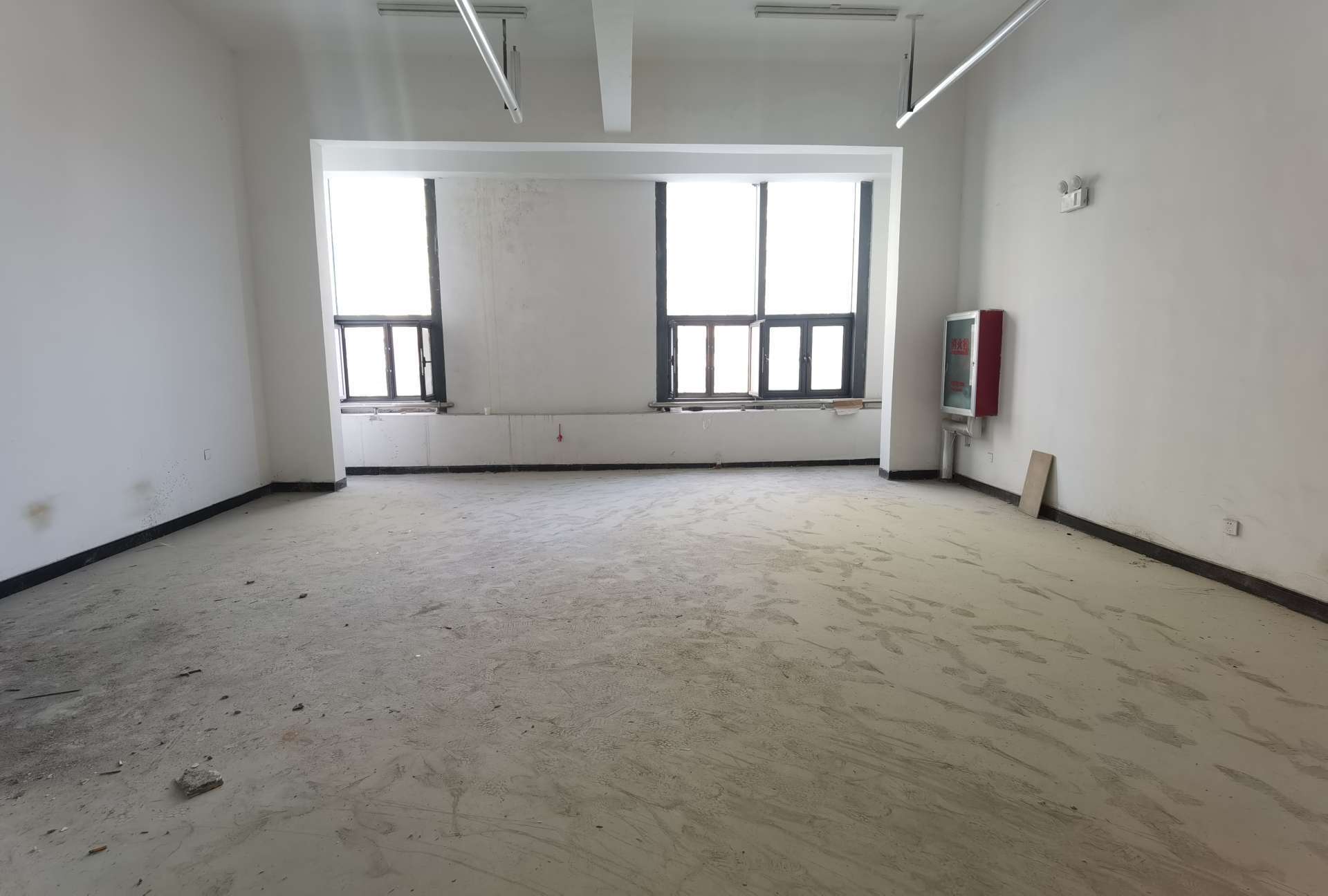 恒大翡翠华庭(商住楼)