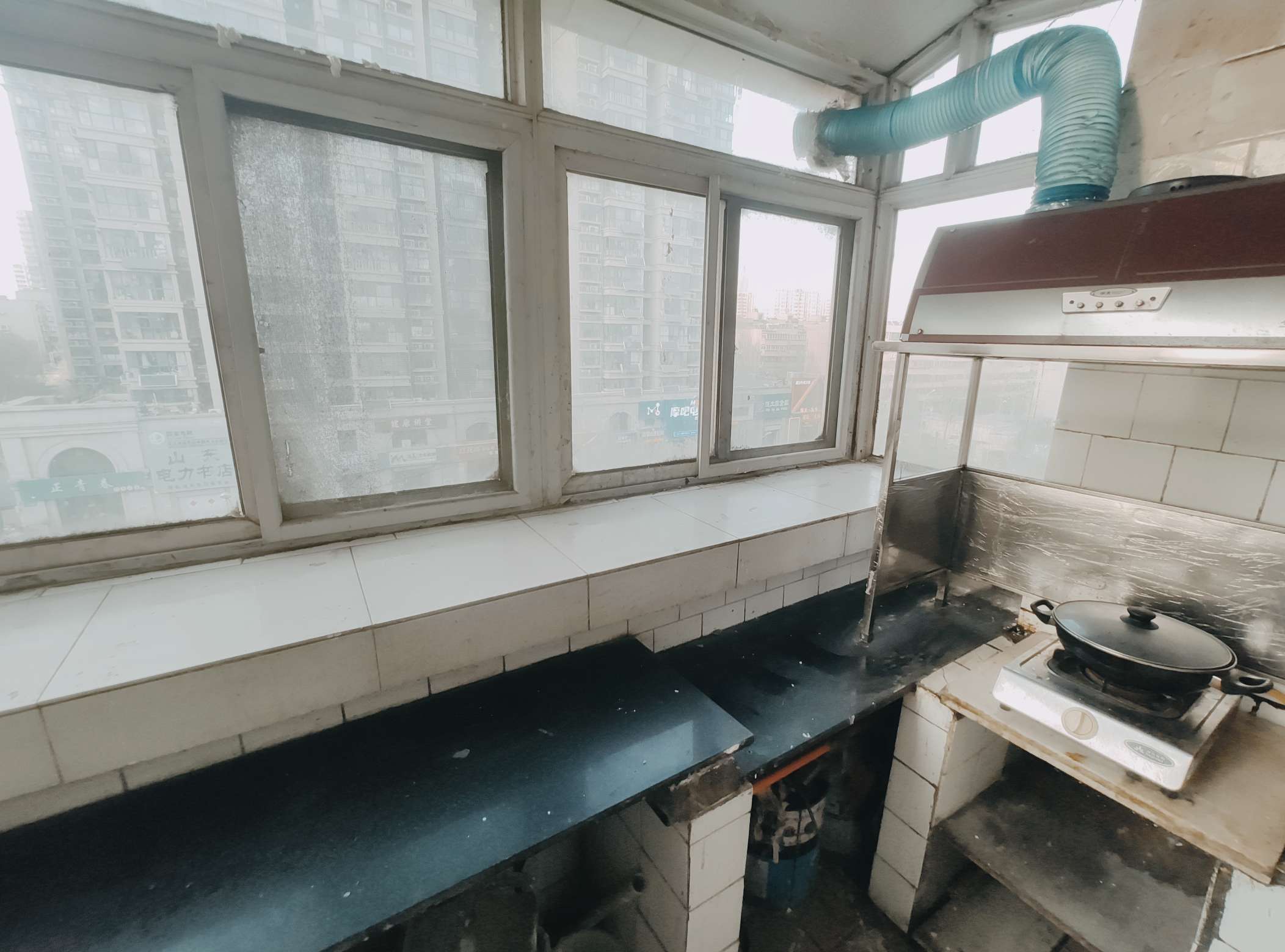 馆驿街小区