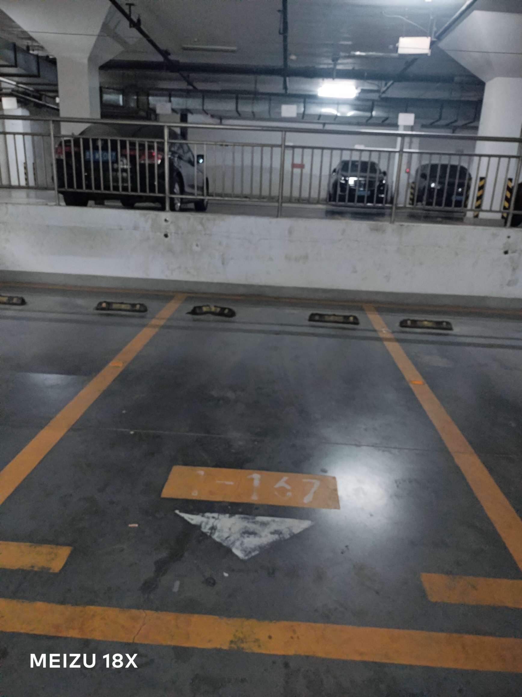 鲁能领秀城车位商铺