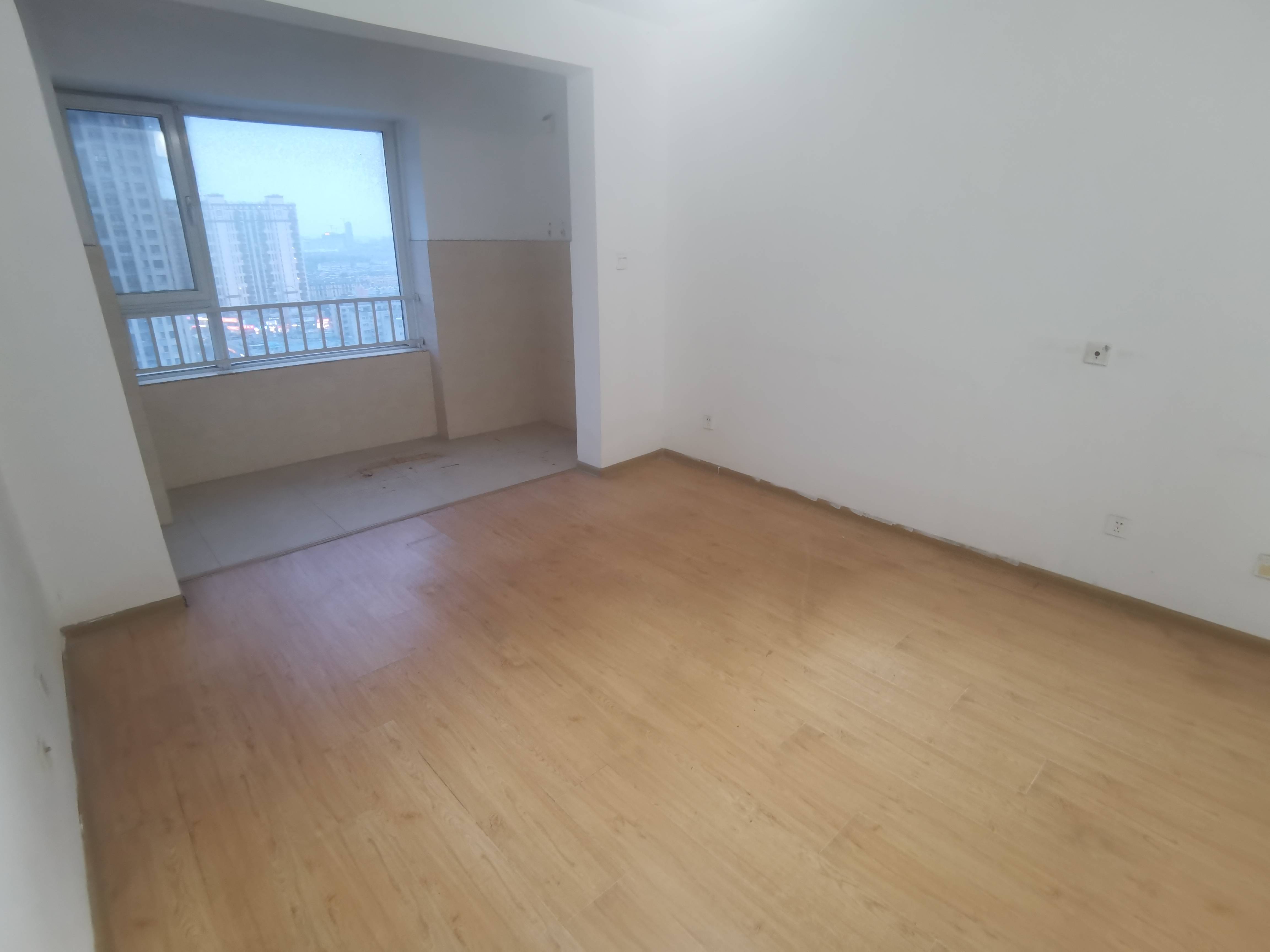 绿地新里梵尔赛公馆