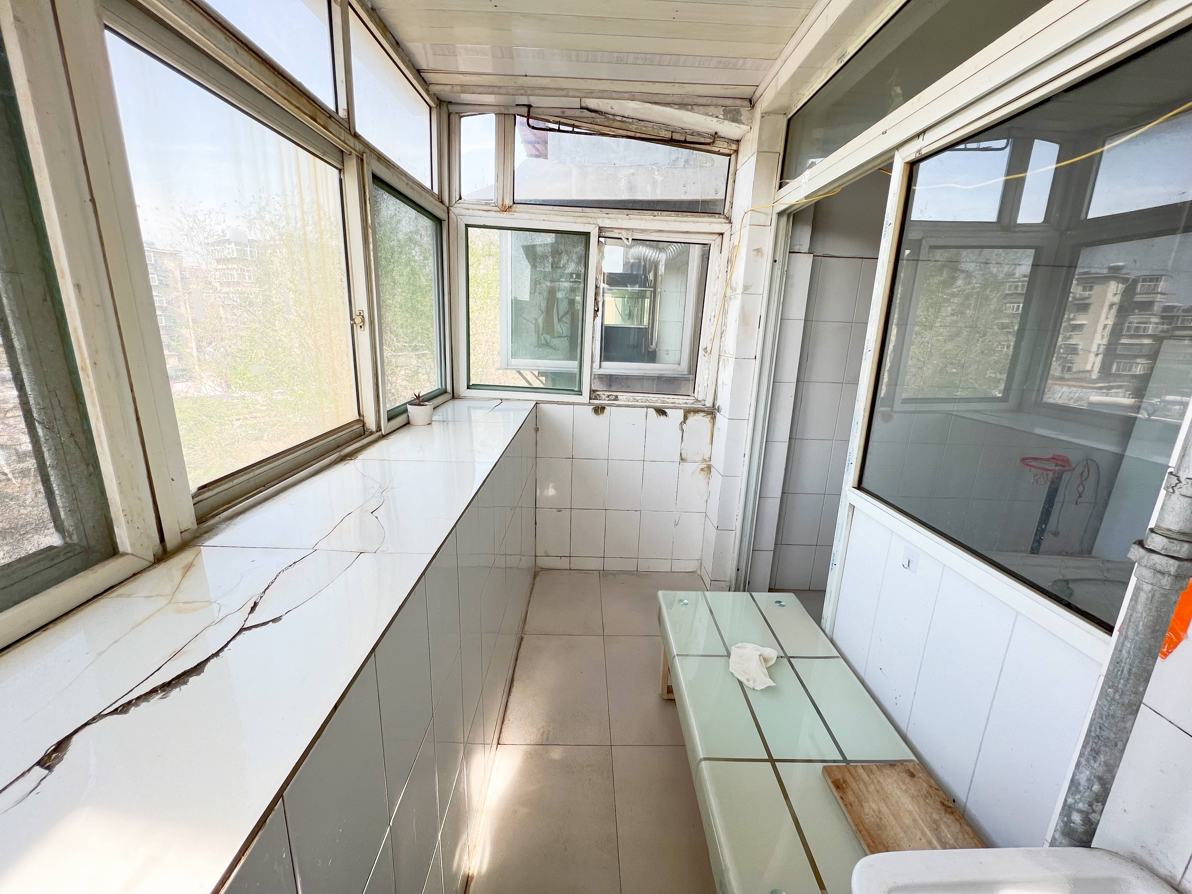 黄岗东路单位宿舍