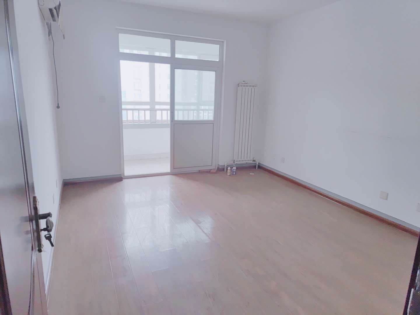 港基滨河华庭