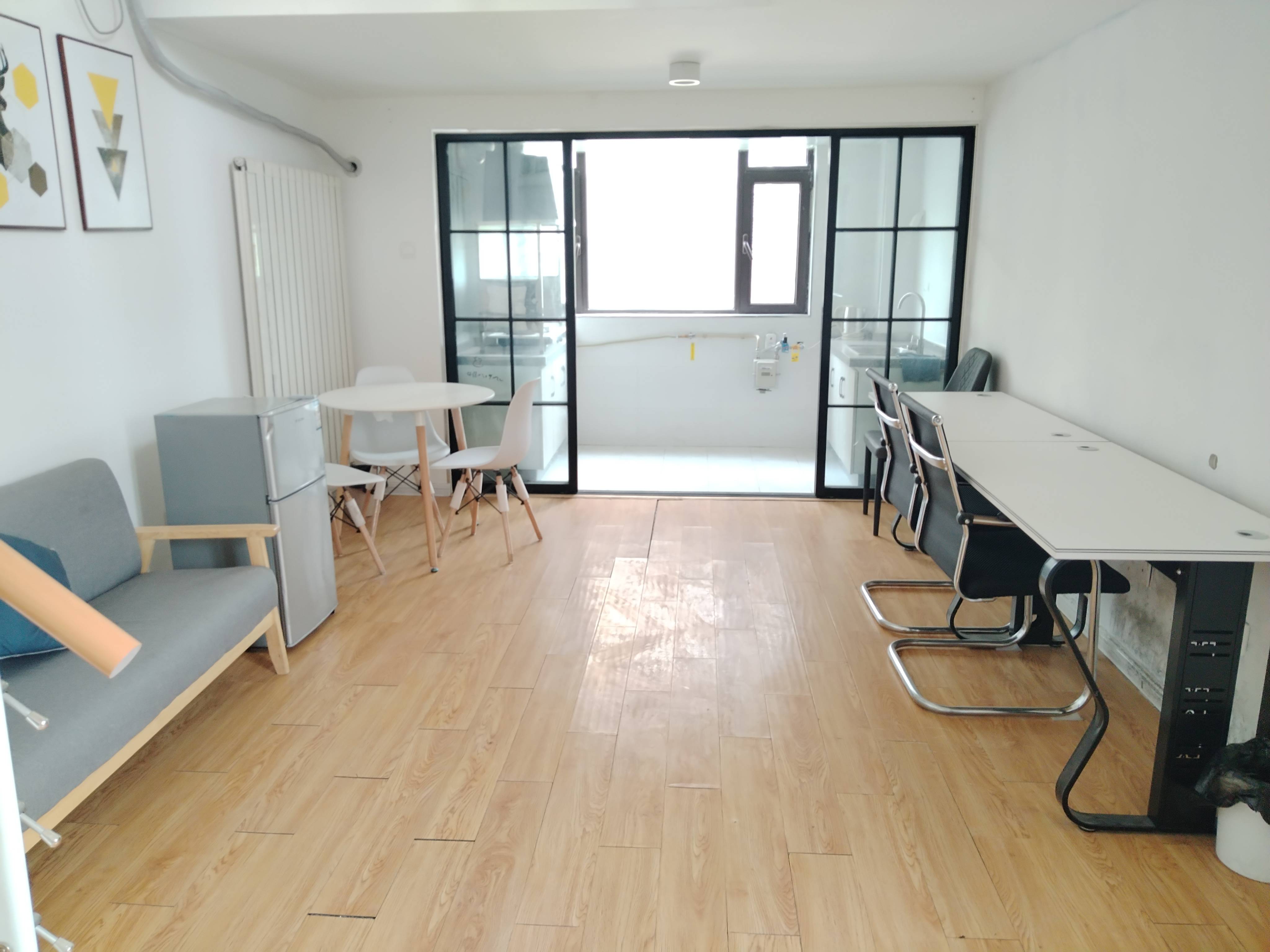 整租· 中海国际社区公馆 精装修复式 家具家电全拎包入住随时可看房