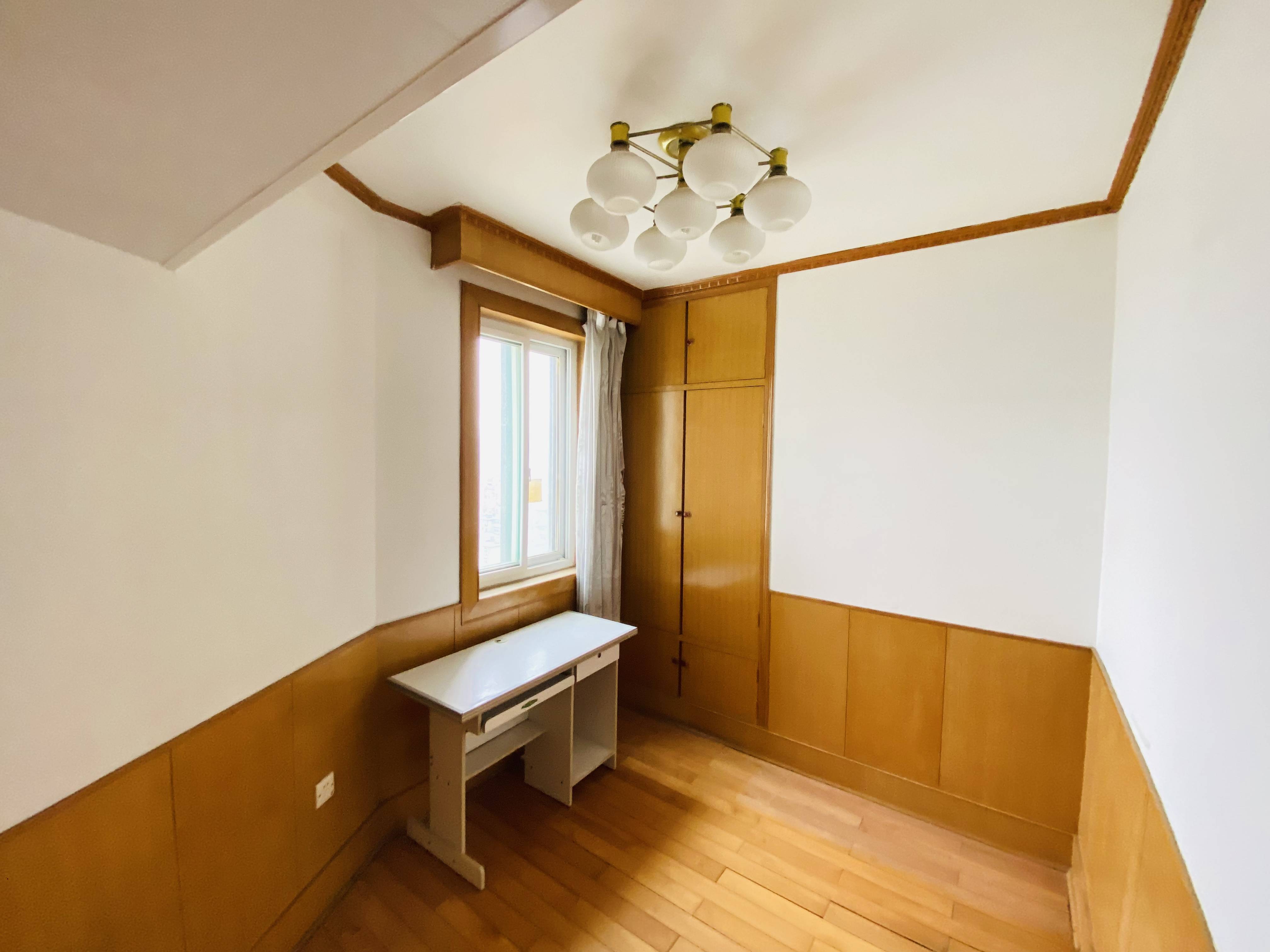 济钢新村中心区