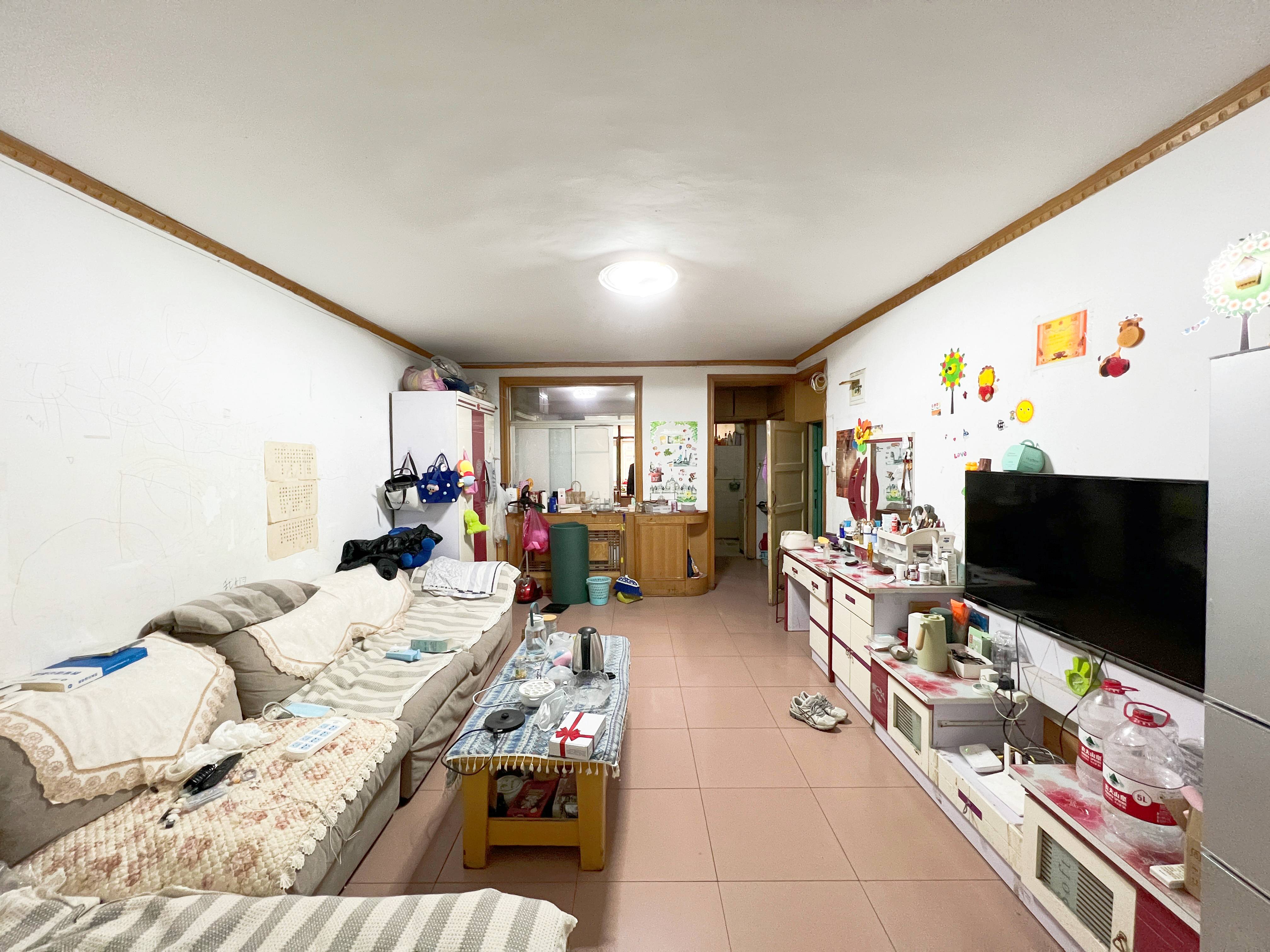  天成集团宿舍出门就是站牌邻里市场隔壁好楼层价格低诚心出售