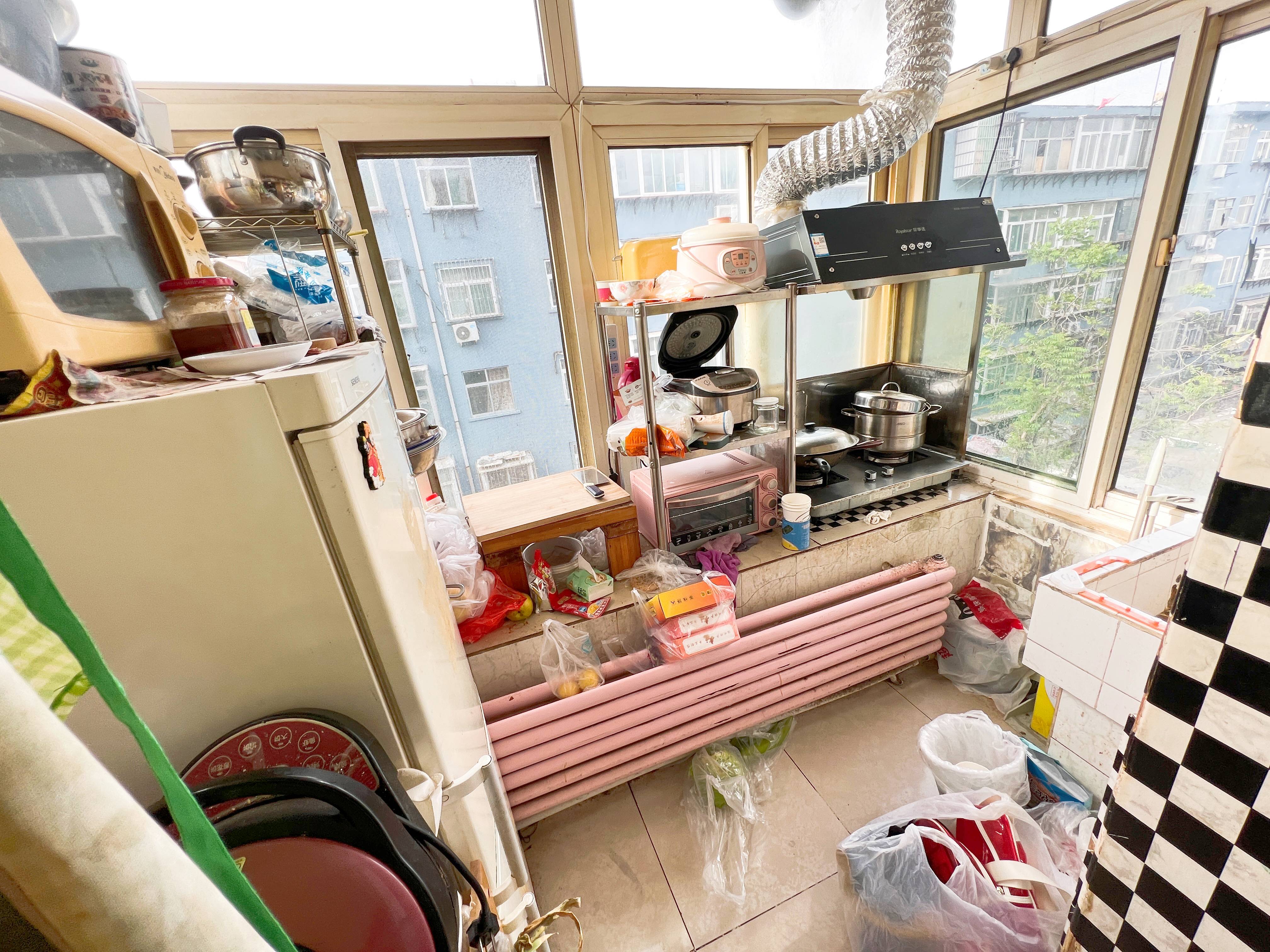 交校路路桥集团宿舍