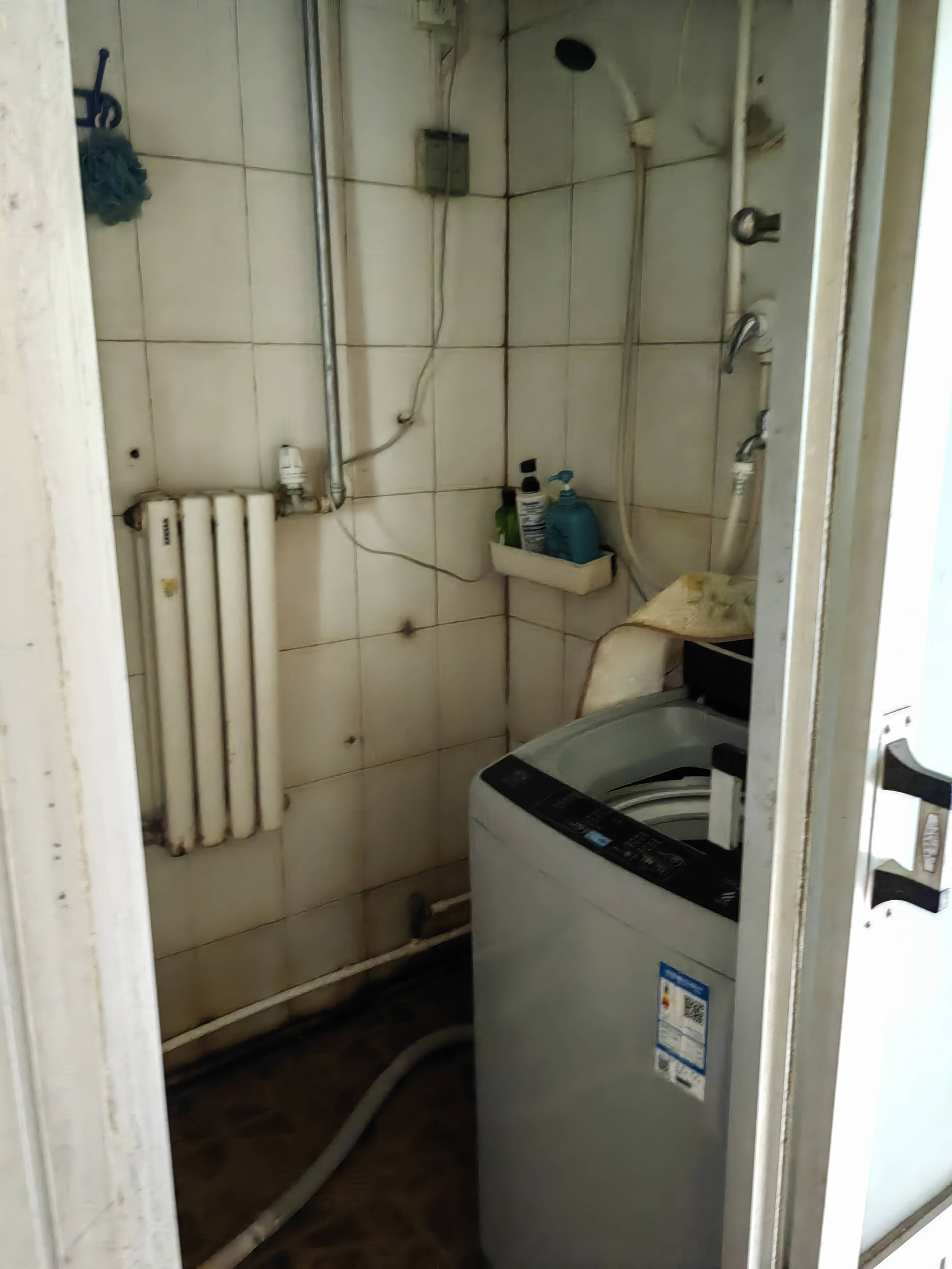 山师教工三宿舍