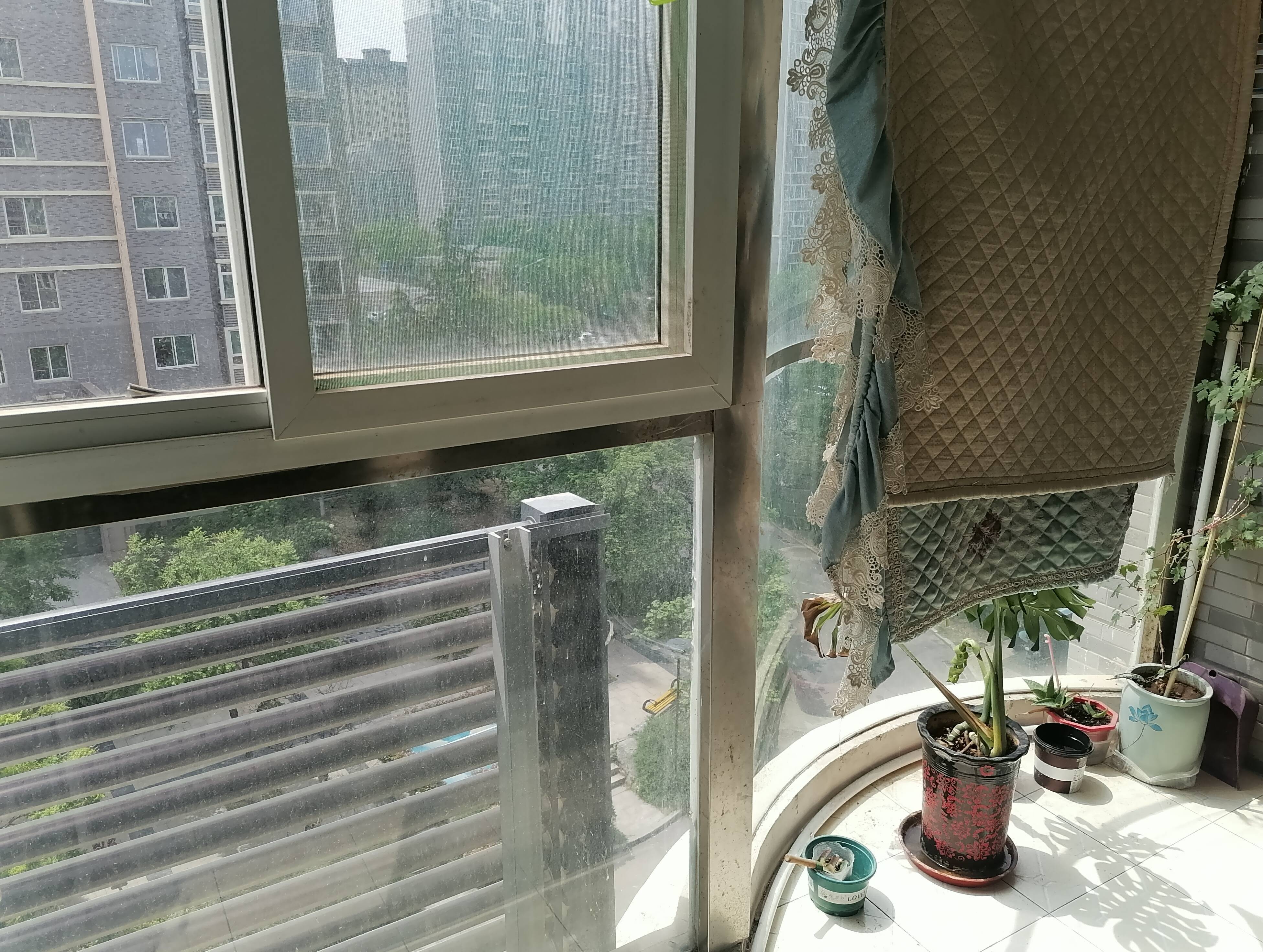 鲍德现代逸城