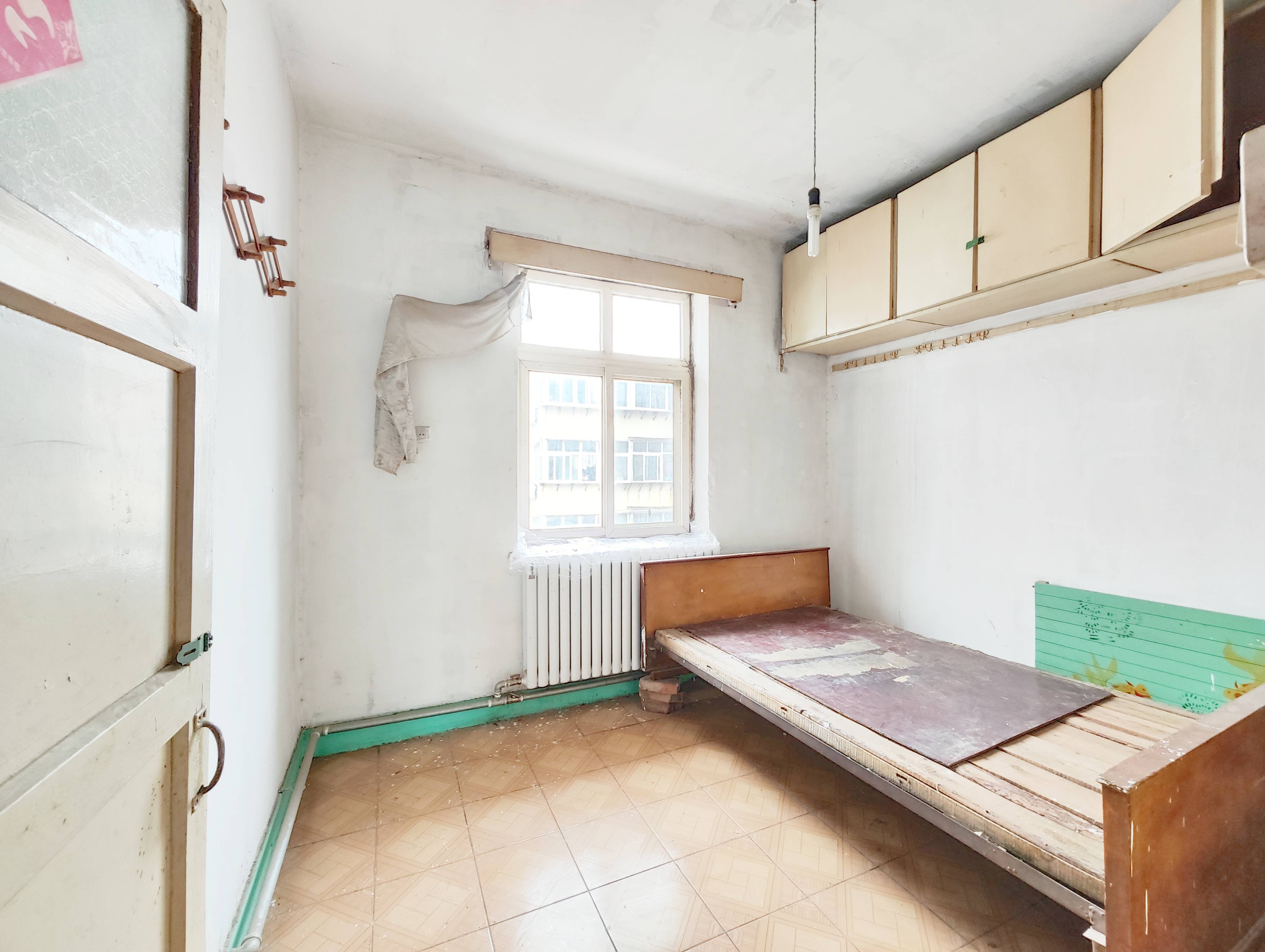 纬十二路单位宿舍