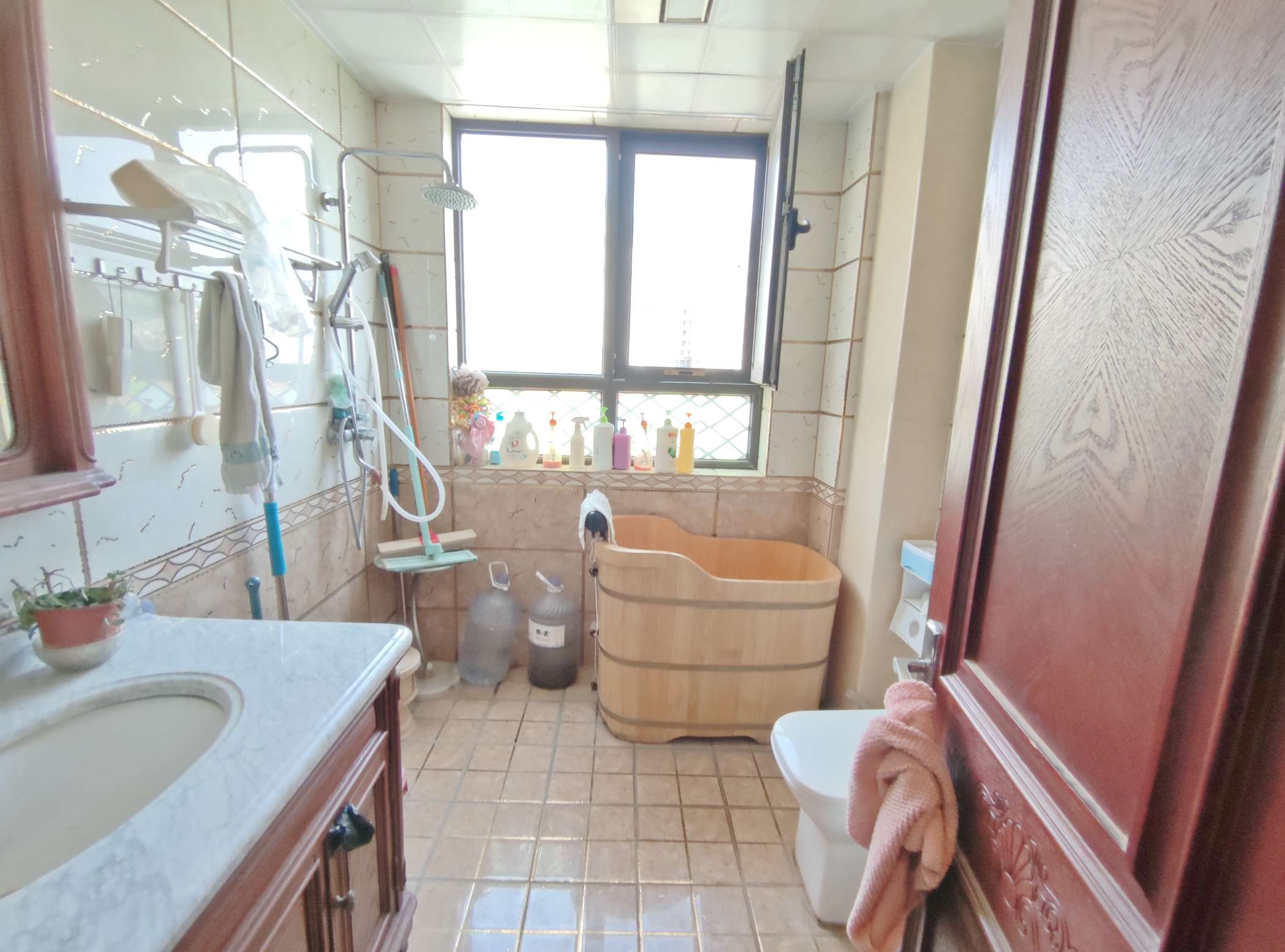 中海国际社区（铂宫别墅B2）