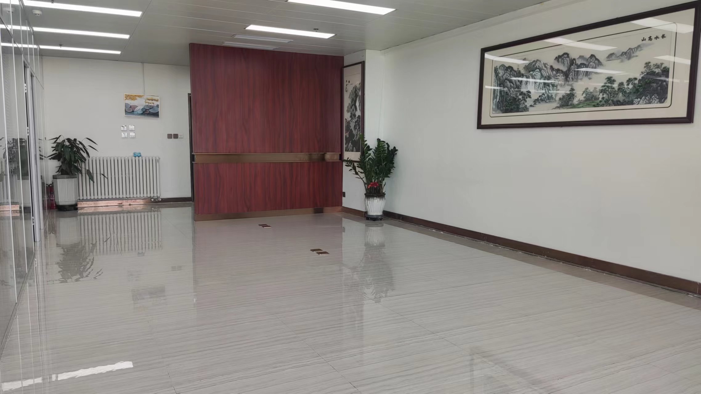 南益名泉春晓公寓